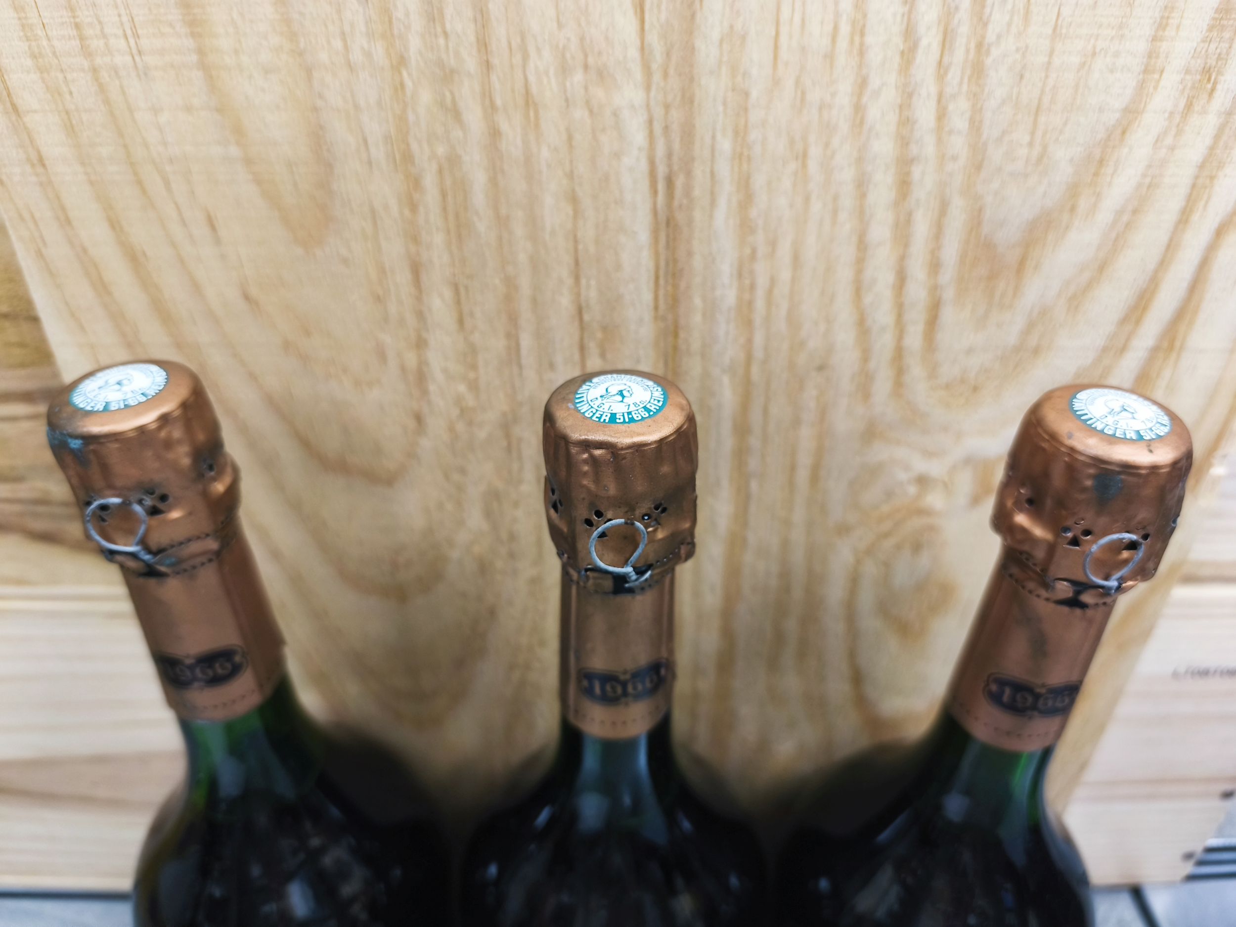 3 bouteilles  CHAMPAGNE  