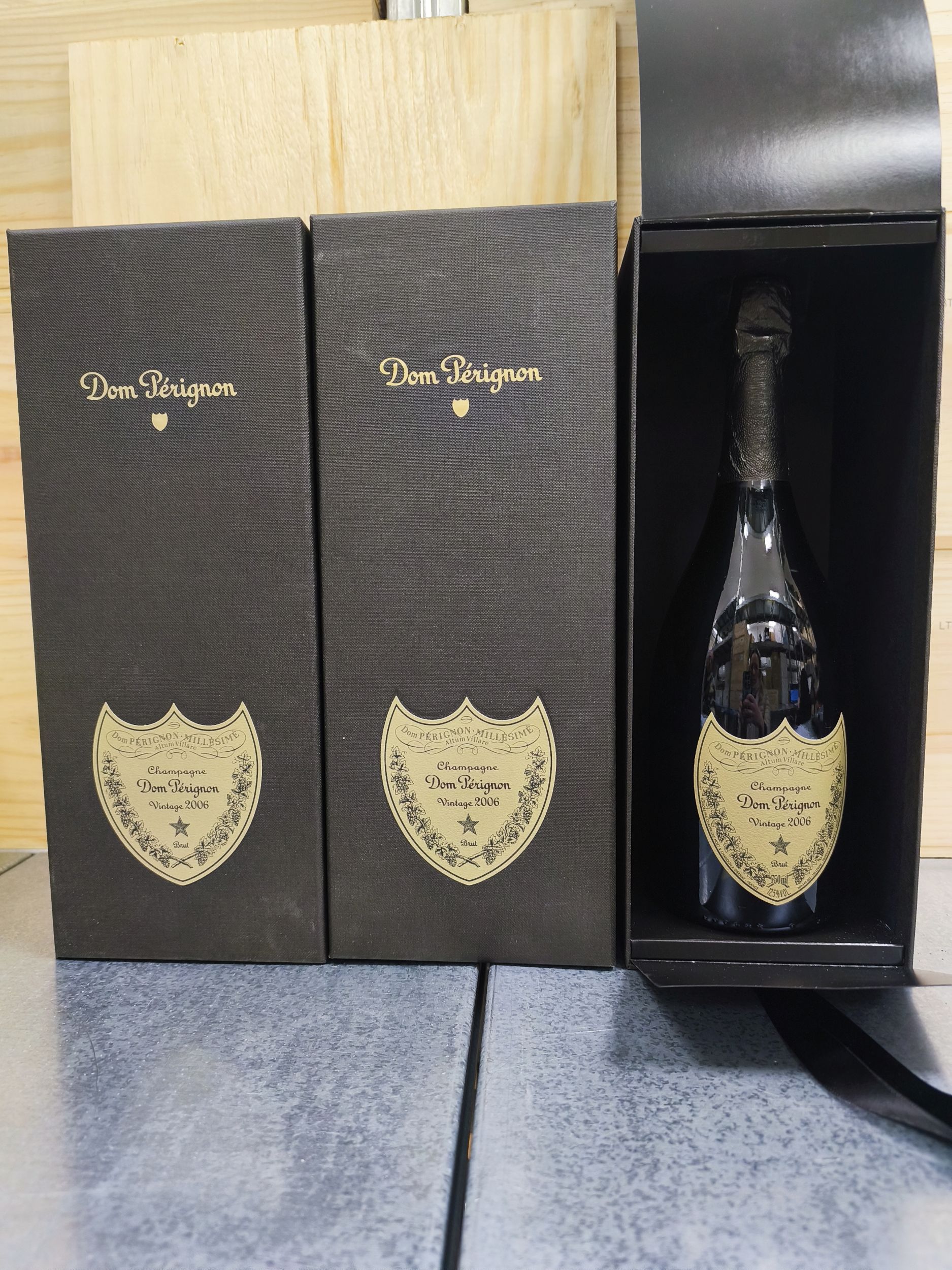 1  bouteille  CHAMPAGNE  