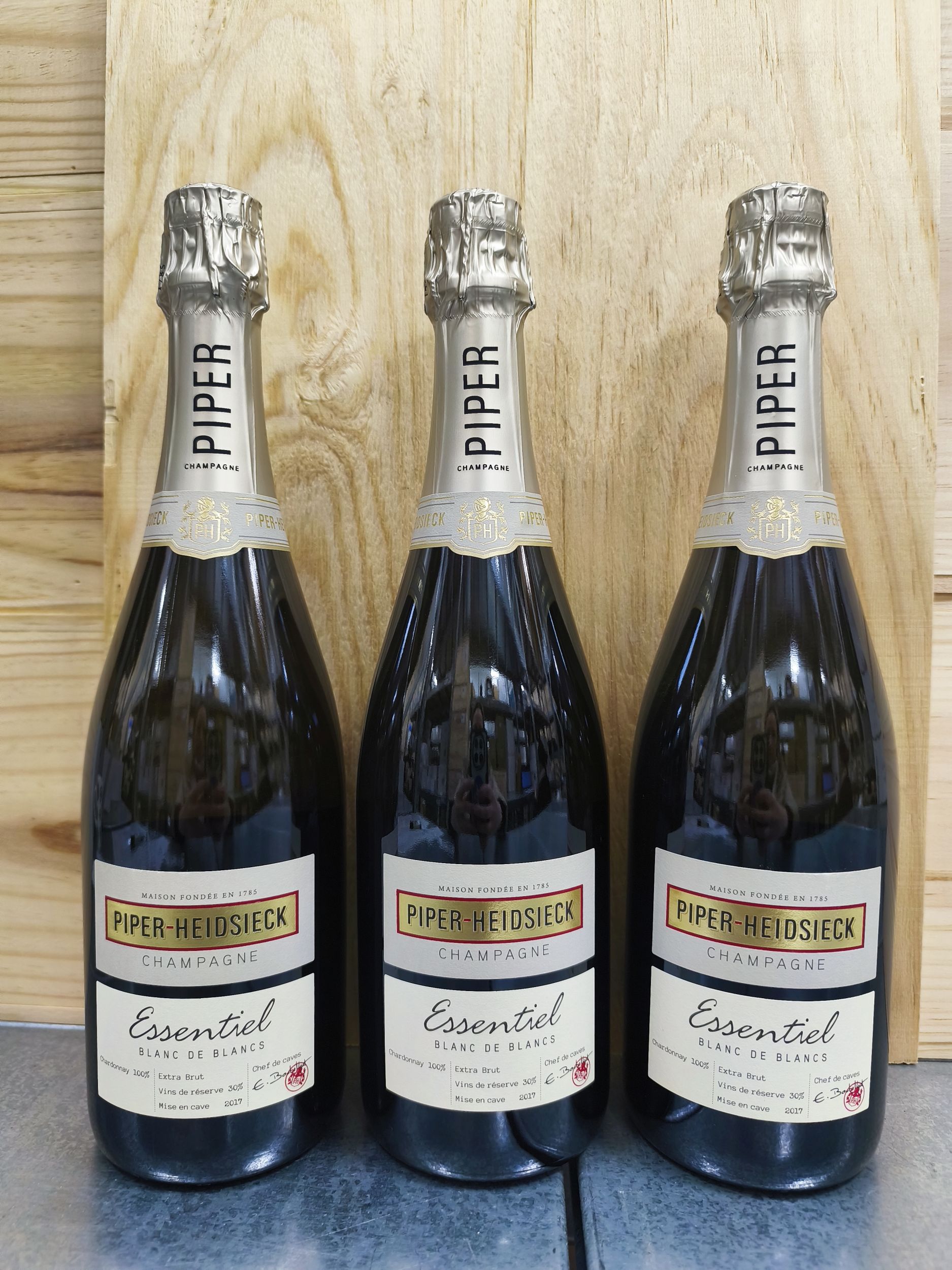 1  bouteille  CHAMPAGNE  