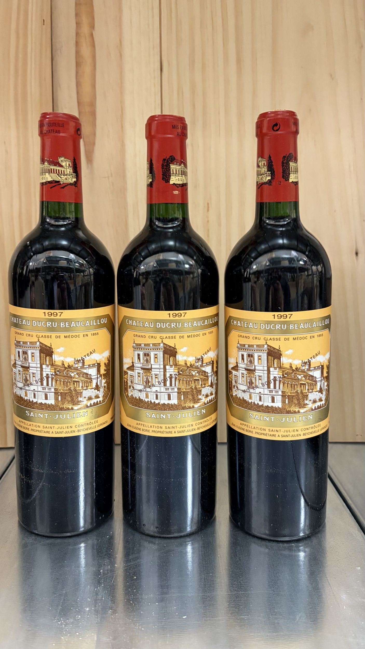 1  bouteille  PETRUS,:  | H&ocirc;tel Des Ventes de Monte-Carlo