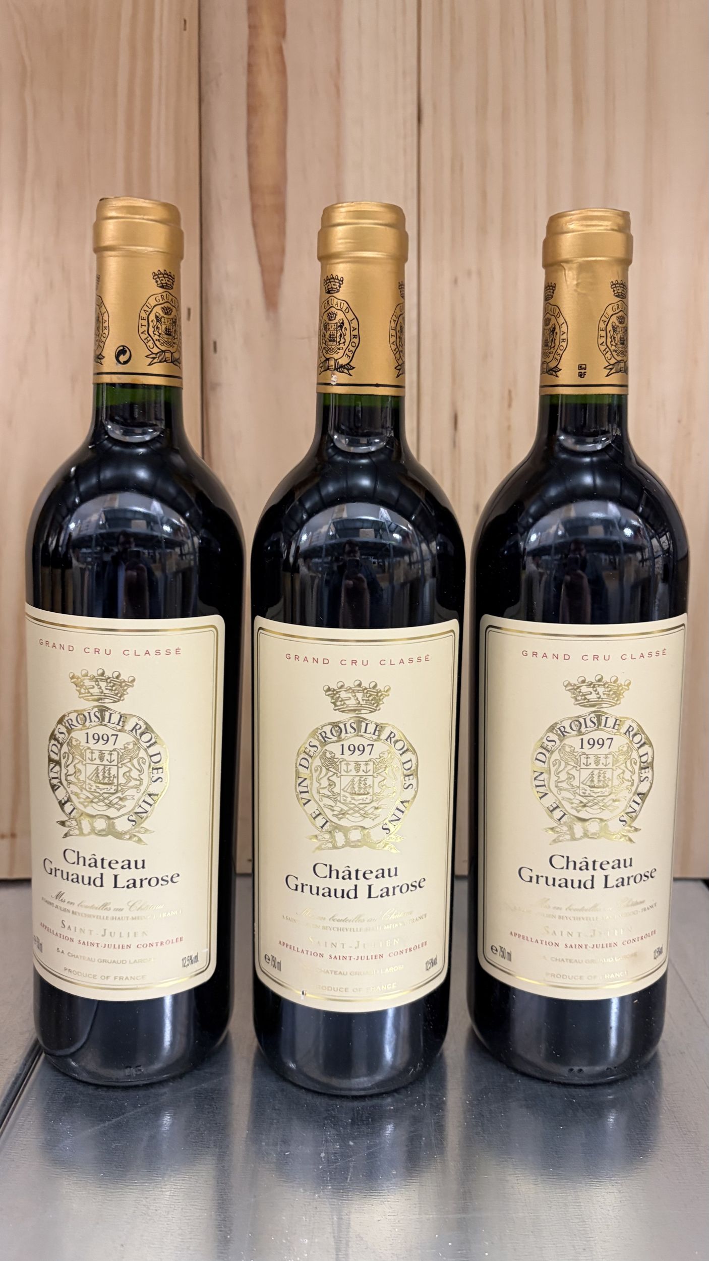 1  bouteille  PETRUS,:  | H&ocirc;tel Des Ventes de Monte-Carlo