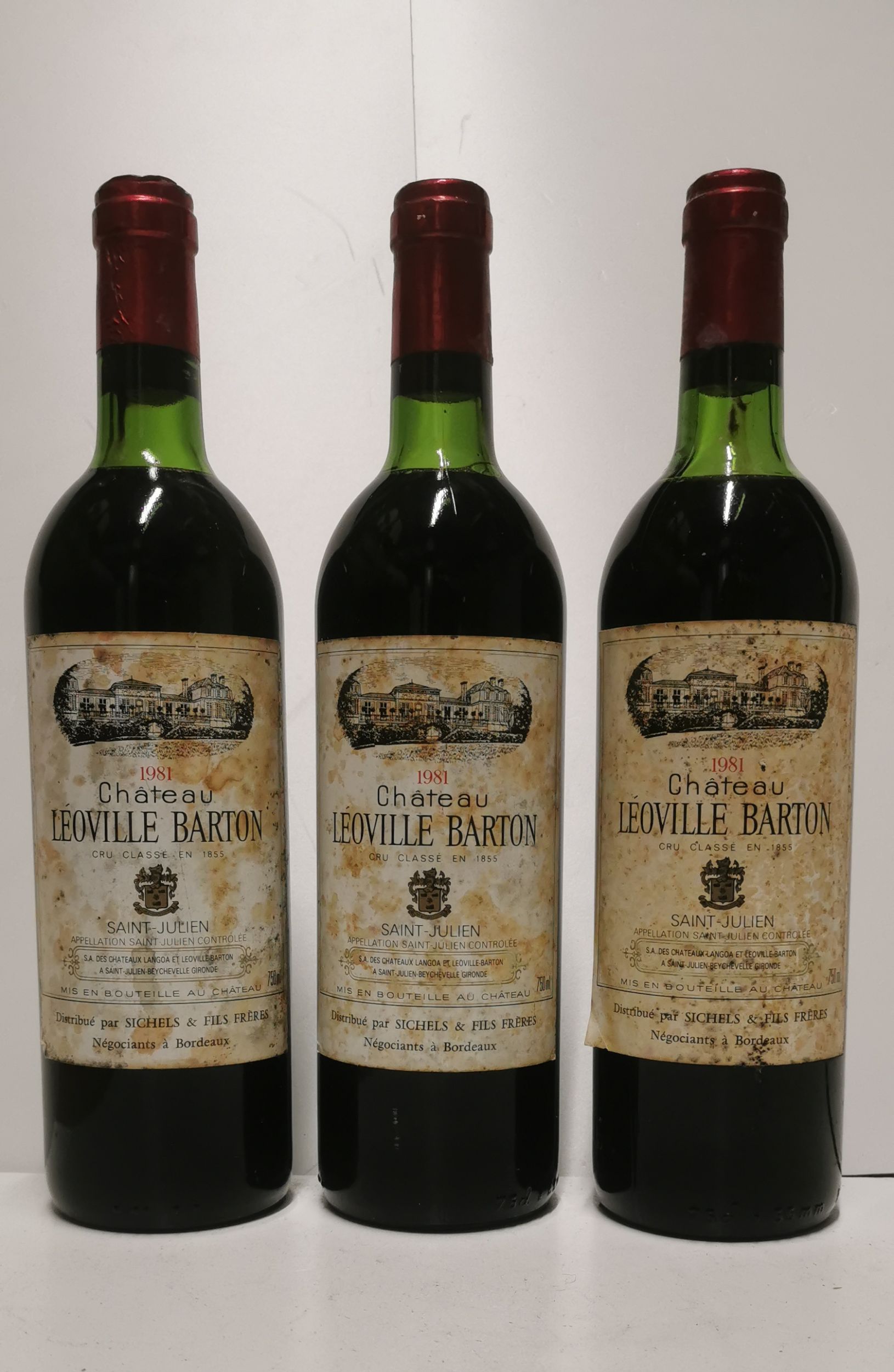 6 bouteilles CHAMPAGNE :  | H&ocirc;tel Des Ventes de Monte-Carlo