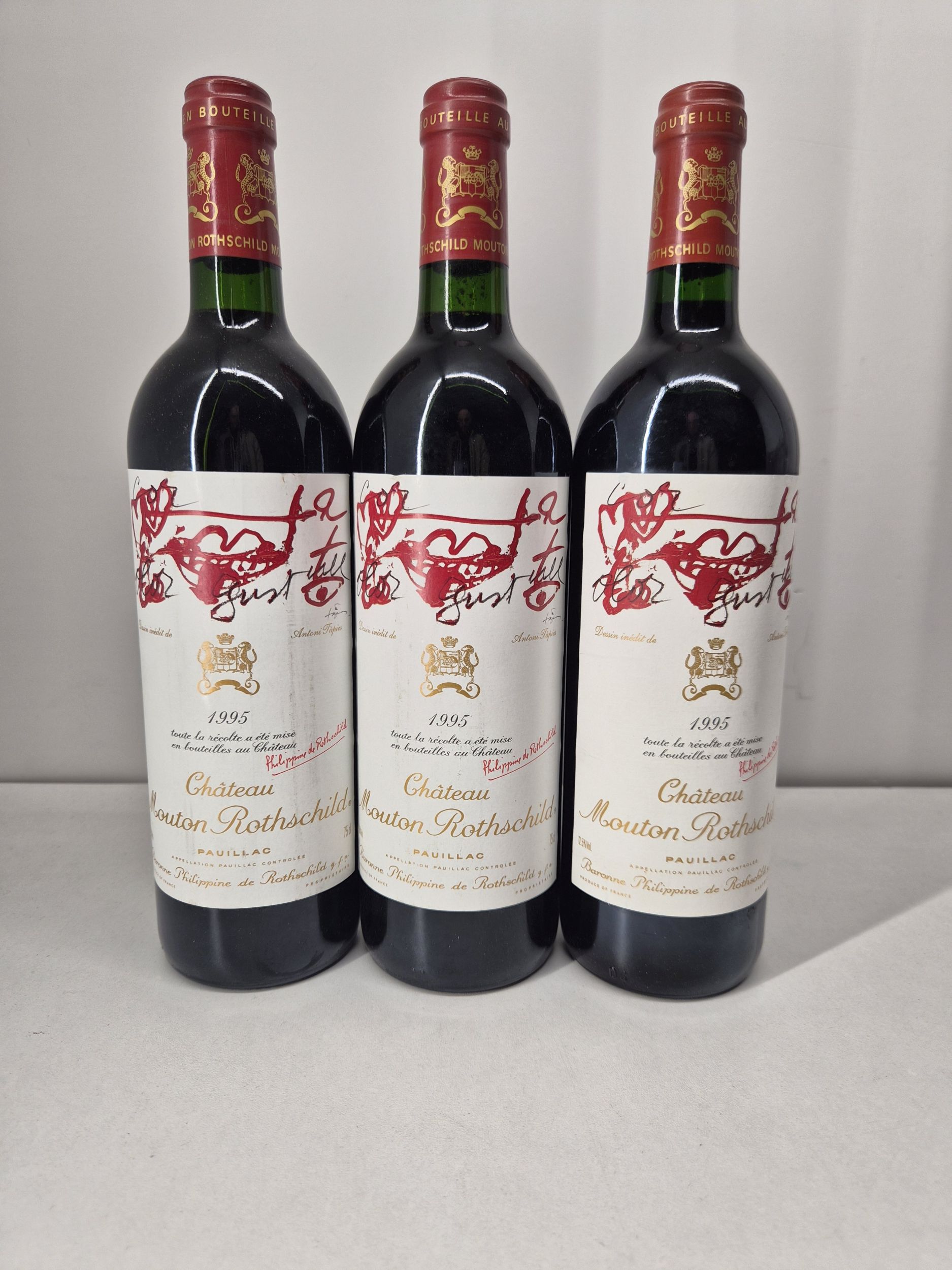 3 bouteilles  Château  MOUTON-ROTHSCHILD,