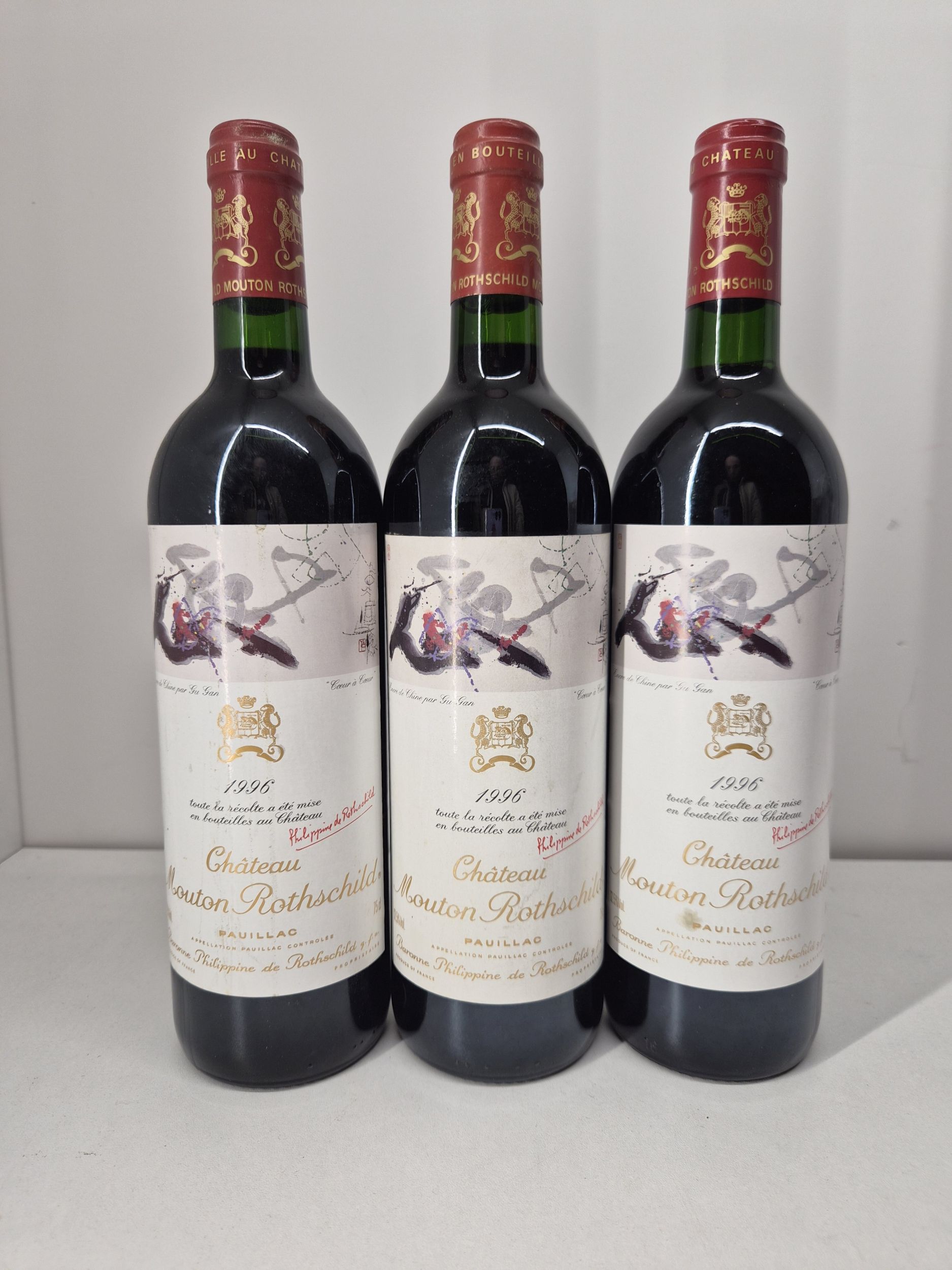 3 bouteilles  Château  MOUTON-ROTHSCHILD, 