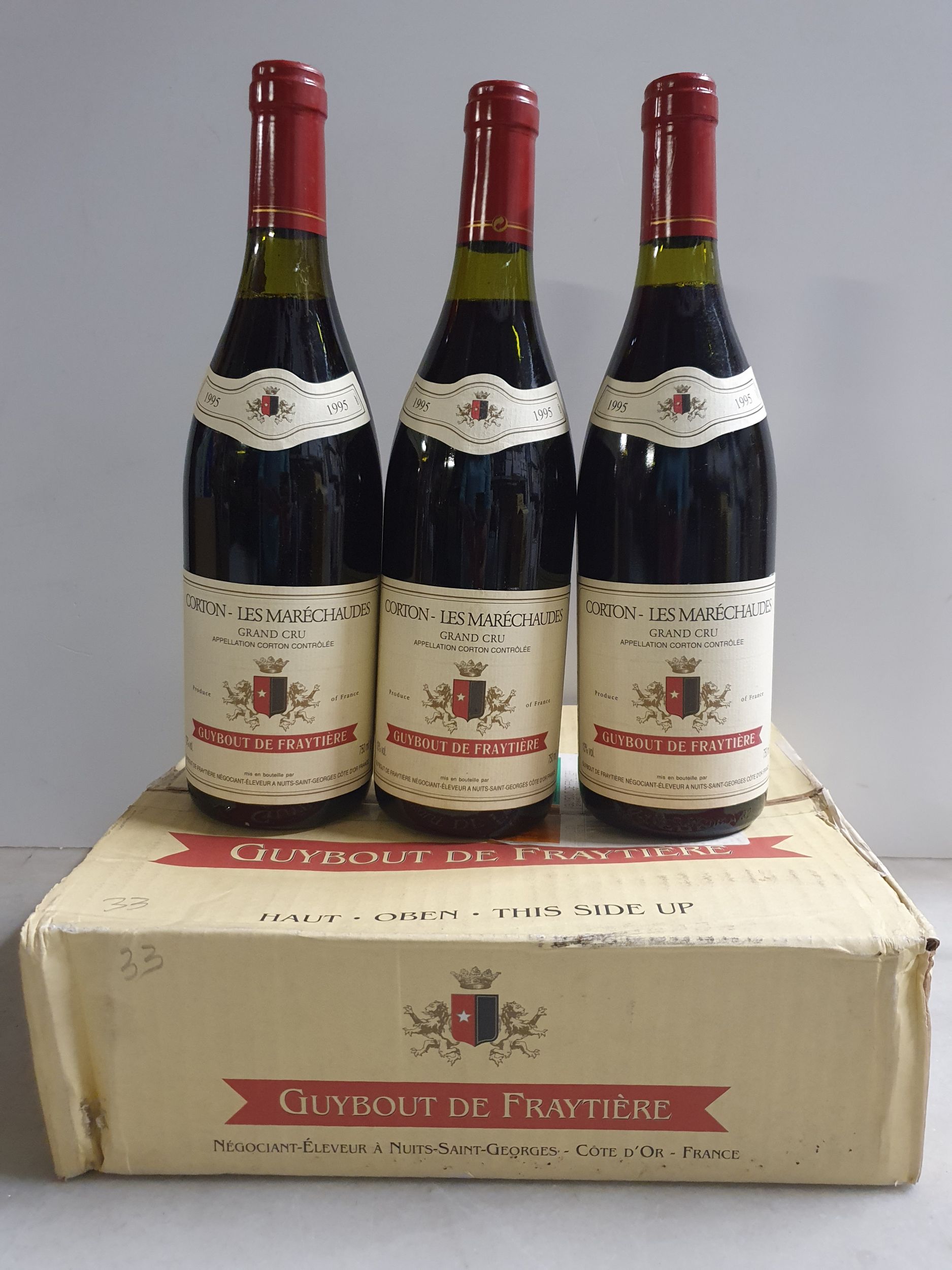 2 bouteilles BLANCS DIVERS :  | H&ocirc;tel Des Ventes de Monte-Carlo
