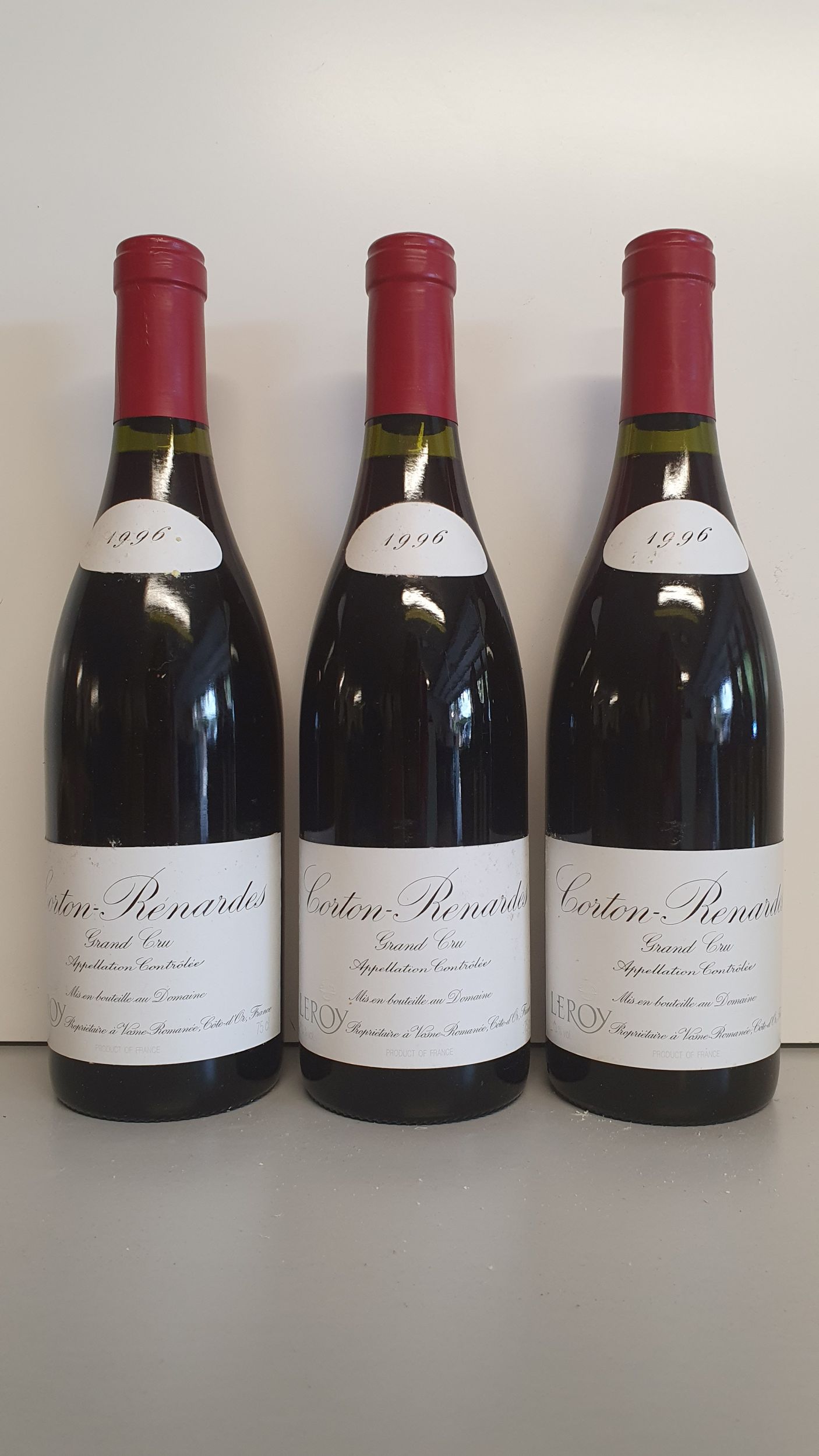 4 bouteilles BOURGOGNE:  | H&ocirc;tel Des Ventes de Monte-Carlo