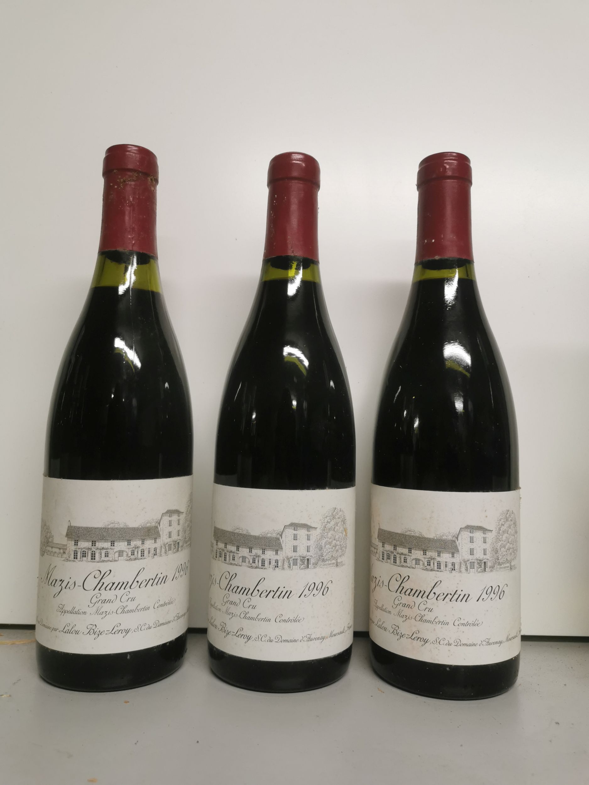 3 bouteilles  POMMARD :  | H&ocirc;tel Des Ventes de Monte-Carlo