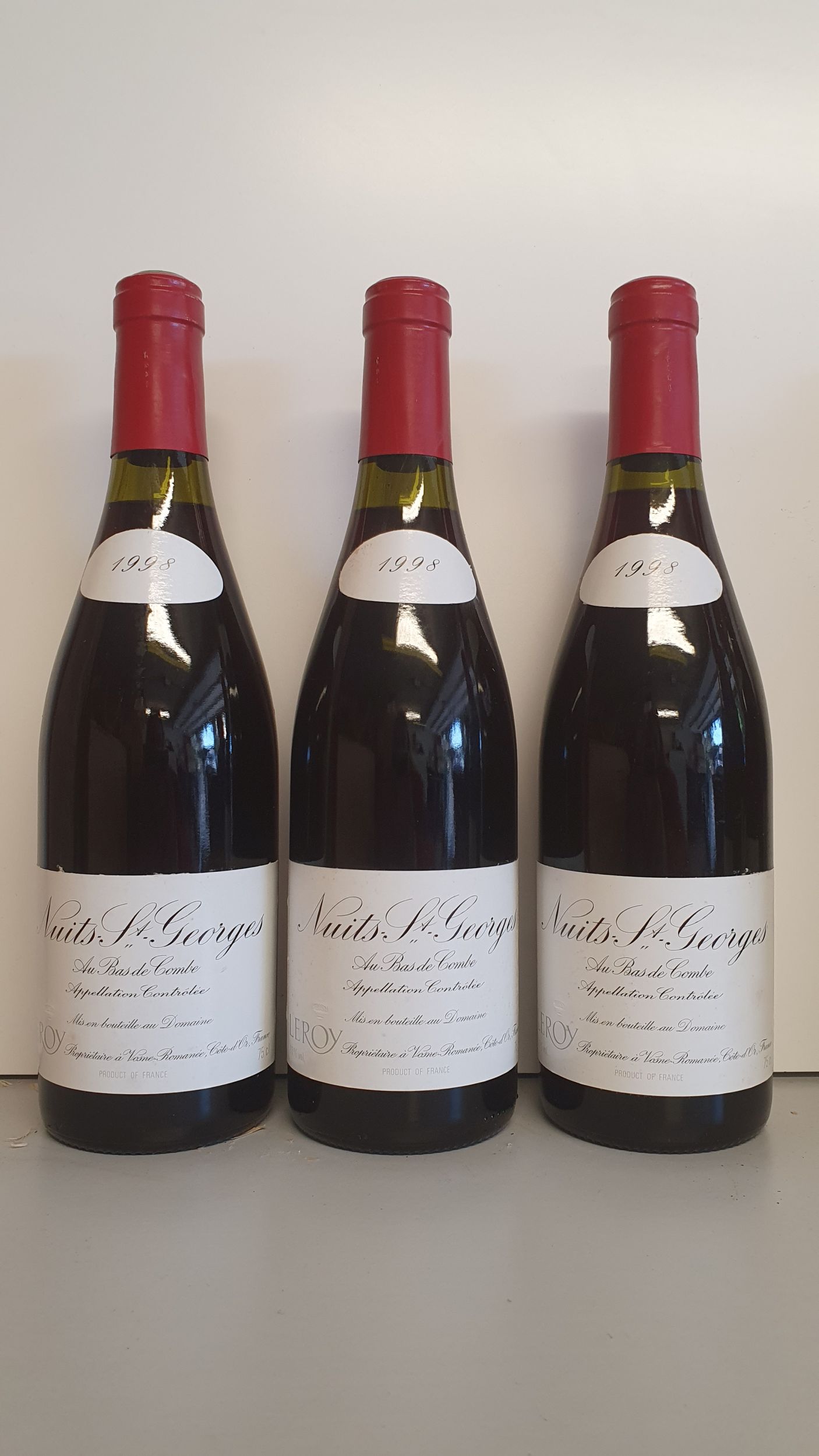 2 bouteilles BLANCS DIVERS :  | H&ocirc;tel Des Ventes de Monte-Carlo