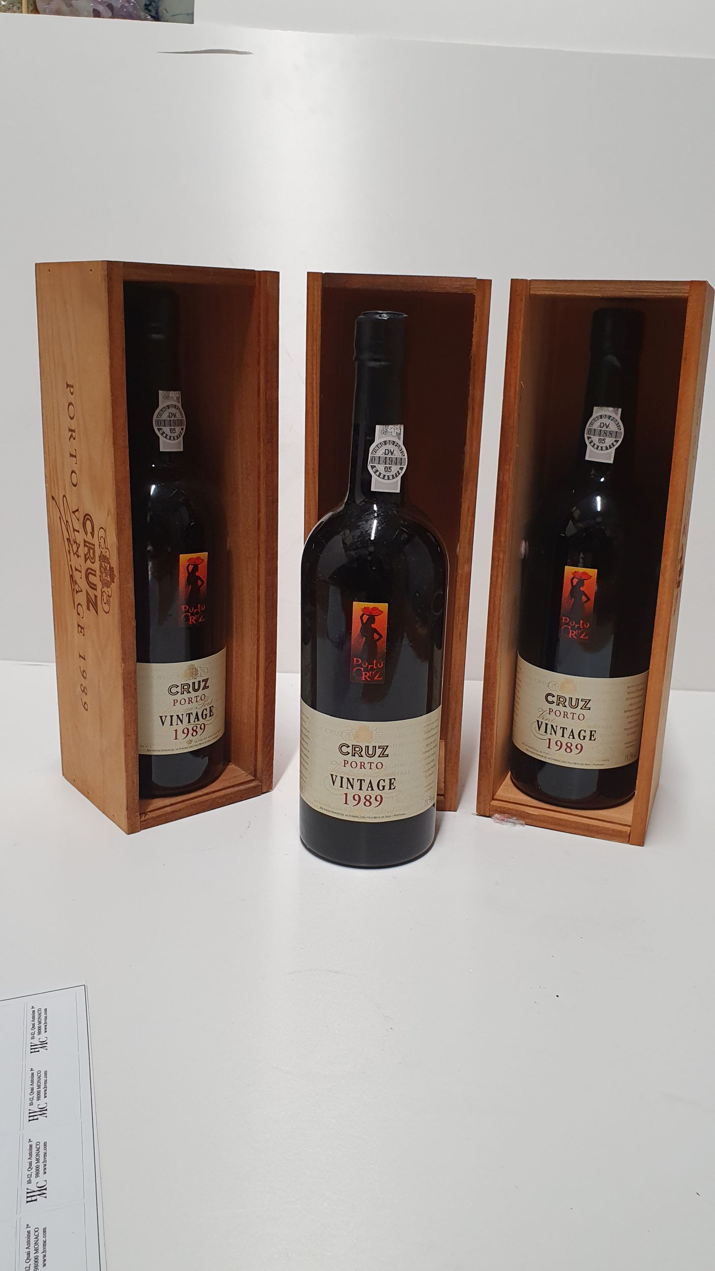 6 bouteilles CHAMPAGNE :  | H&ocirc;tel Des Ventes de Monte-Carlo