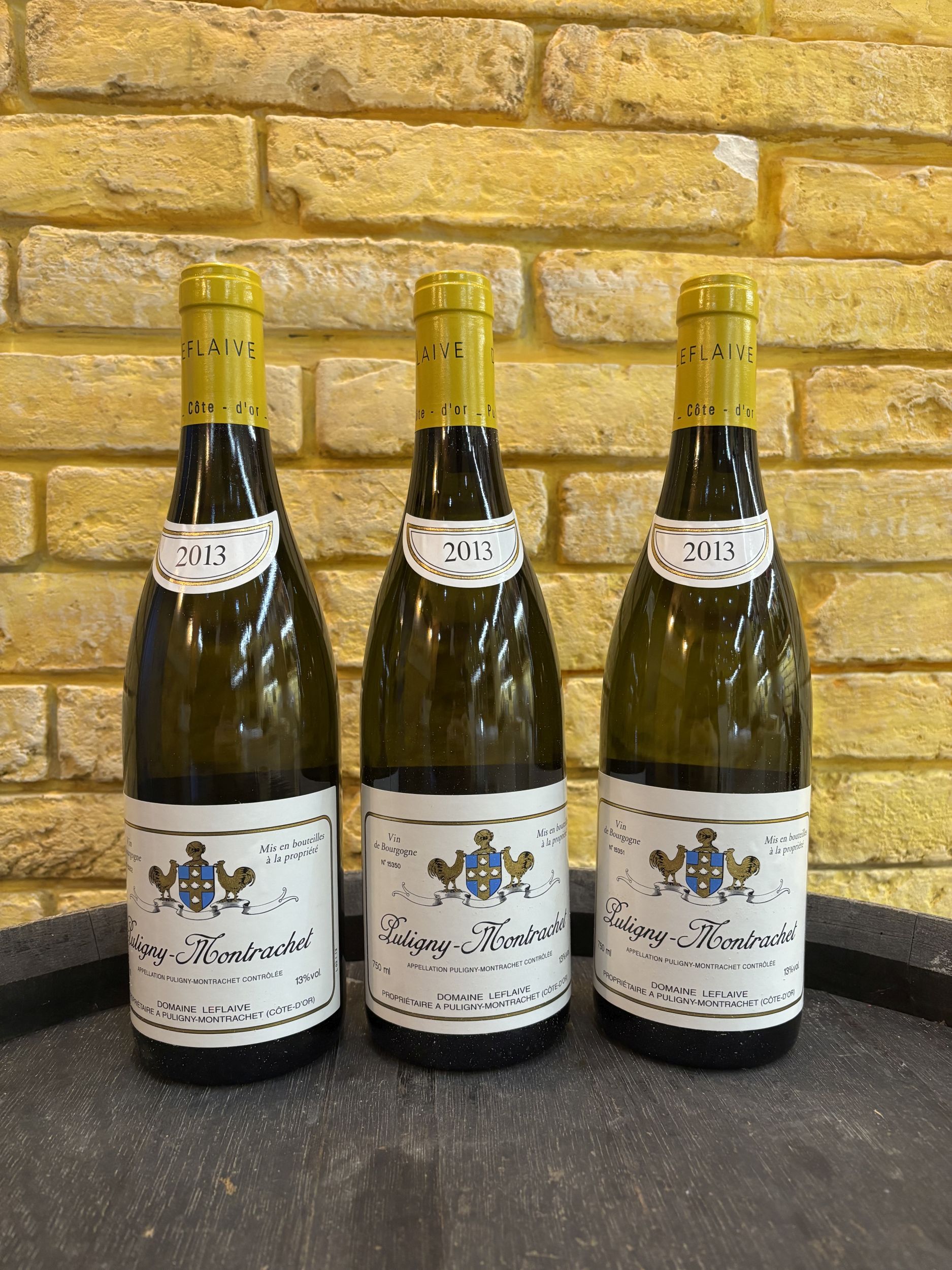 2 bouteilles BLANCS DIVERS :  | H&ocirc;tel Des Ventes de Monte-Carlo