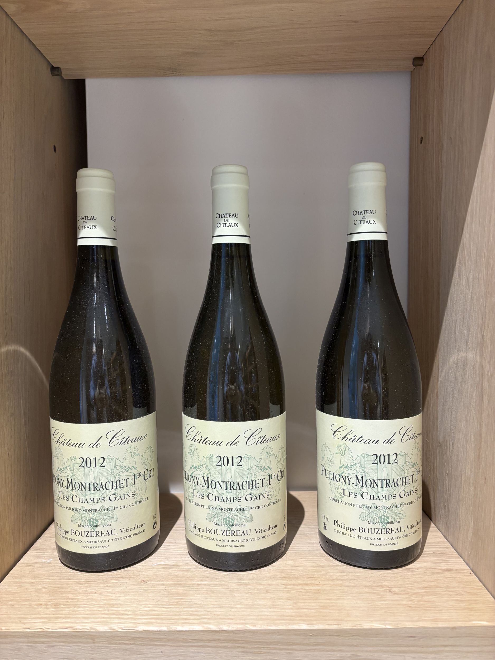 2 bouteilles BLANCS DIVERS :  | H&ocirc;tel Des Ventes de Monte-Carlo