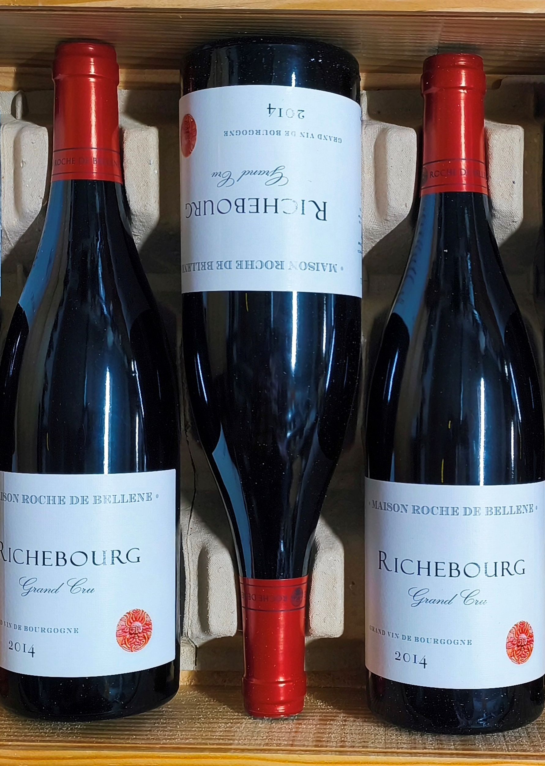 4 bouteilles BOURGOGNE:  | H&ocirc;tel Des Ventes de Monte-Carlo