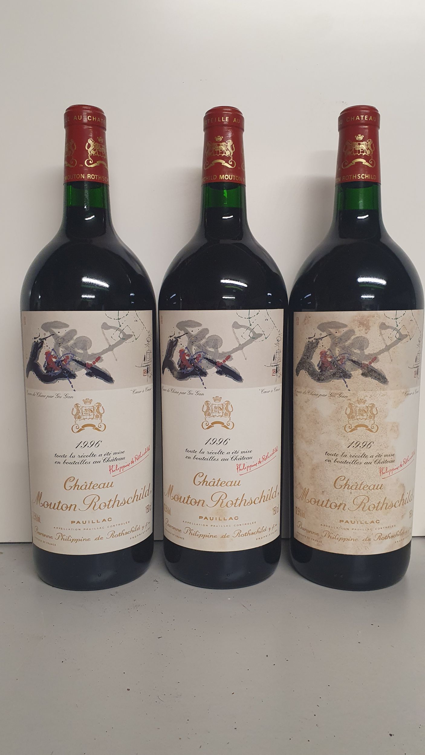 3 bouteilles  BAROLO :  | H&ocirc;tel Des Ventes de Monte-Carlo