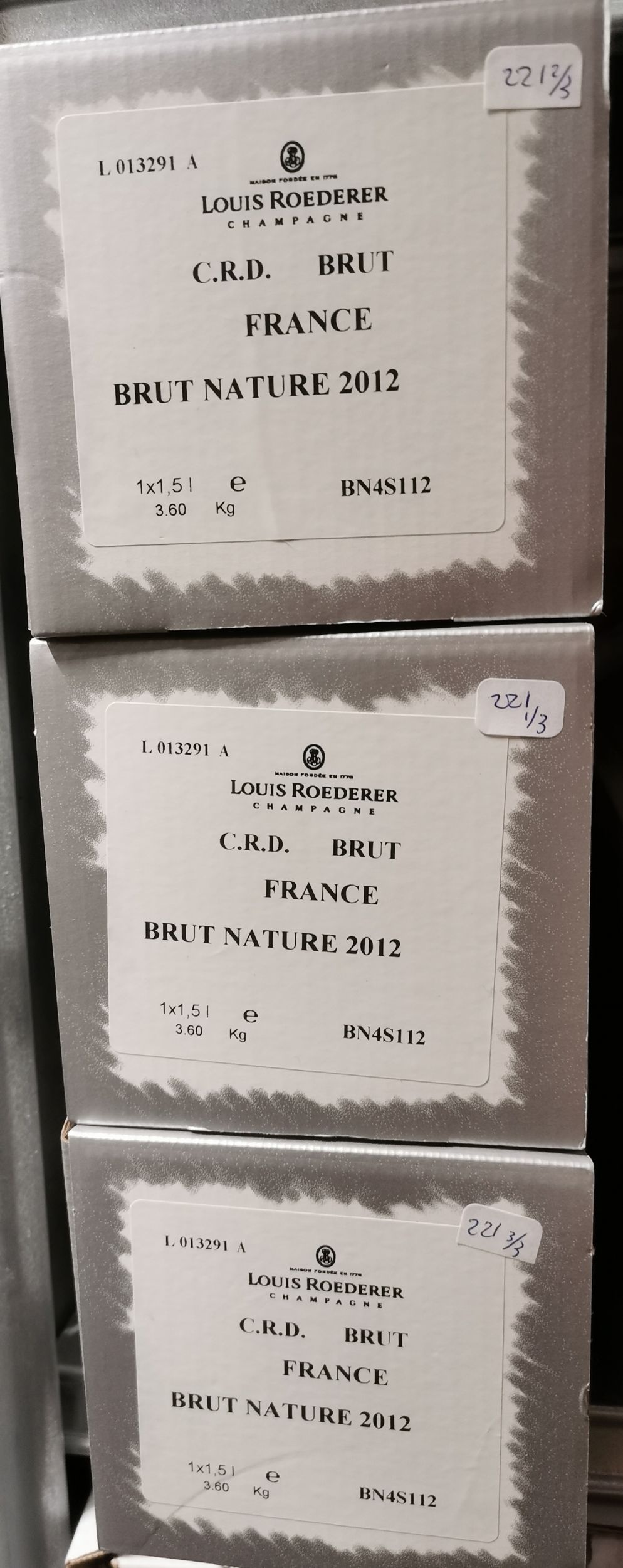 6 bouteilles CHAMPAGNE :  | H&ocirc;tel Des Ventes de Monte-Carlo