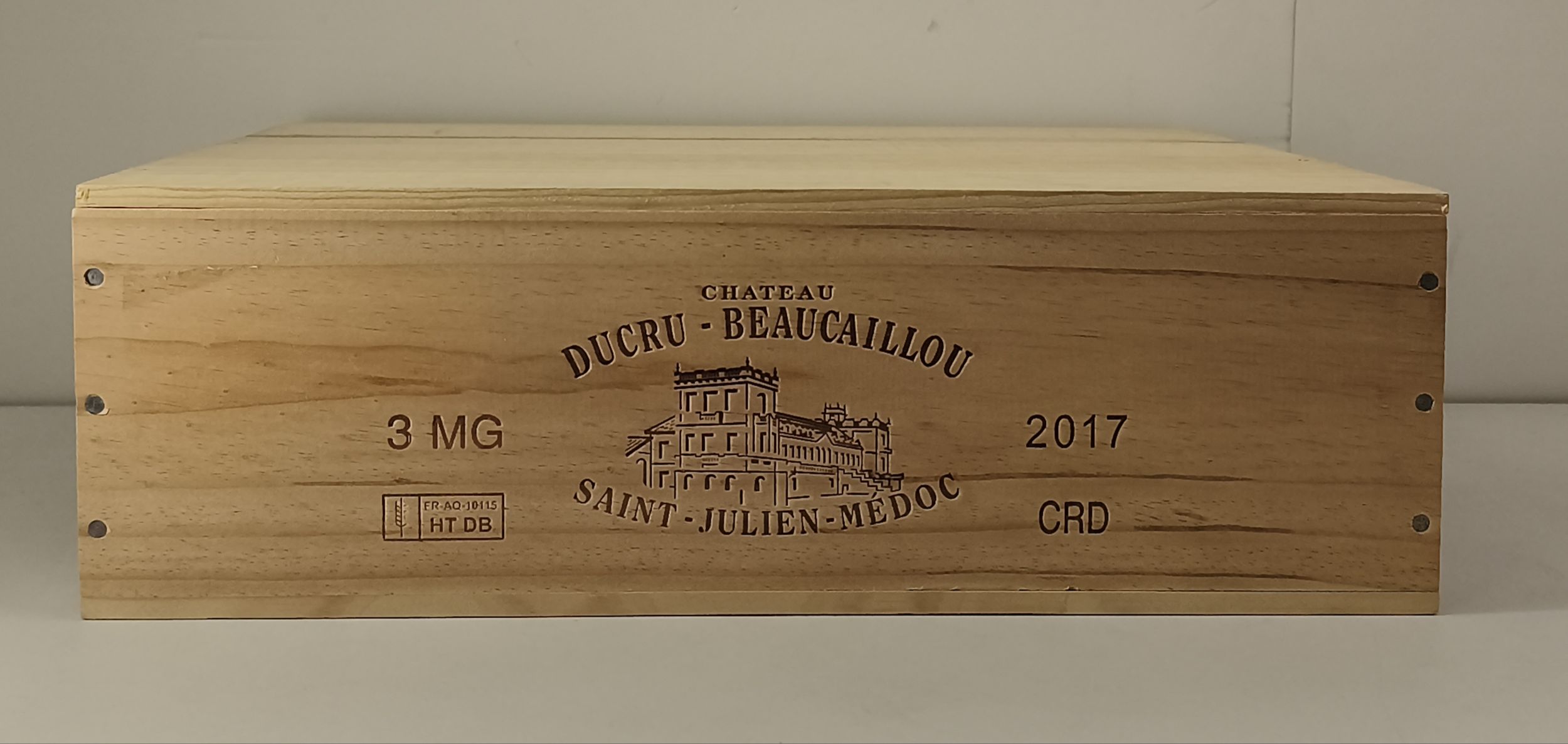 1  bouteille  PETRUS,:  | H&ocirc;tel Des Ventes de Monte-Carlo