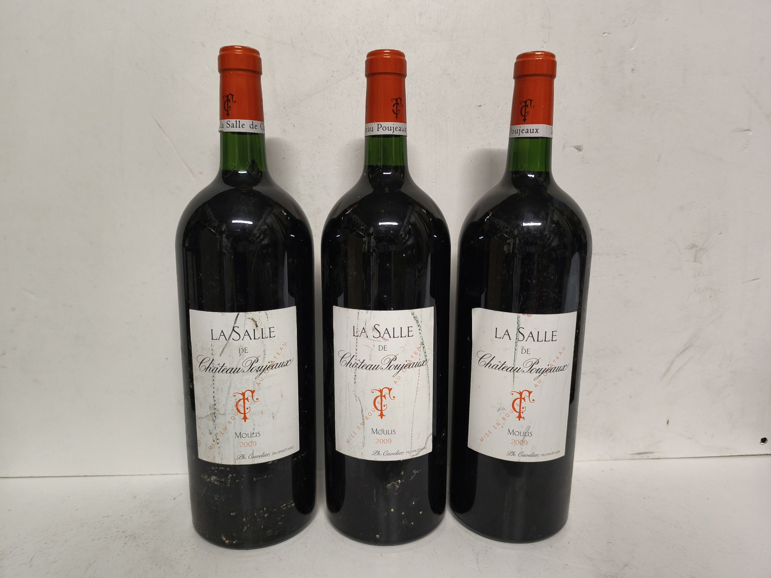 2 bouteilles BLANCS DIVERS :  | H&ocirc;tel Des Ventes de Monte-Carlo