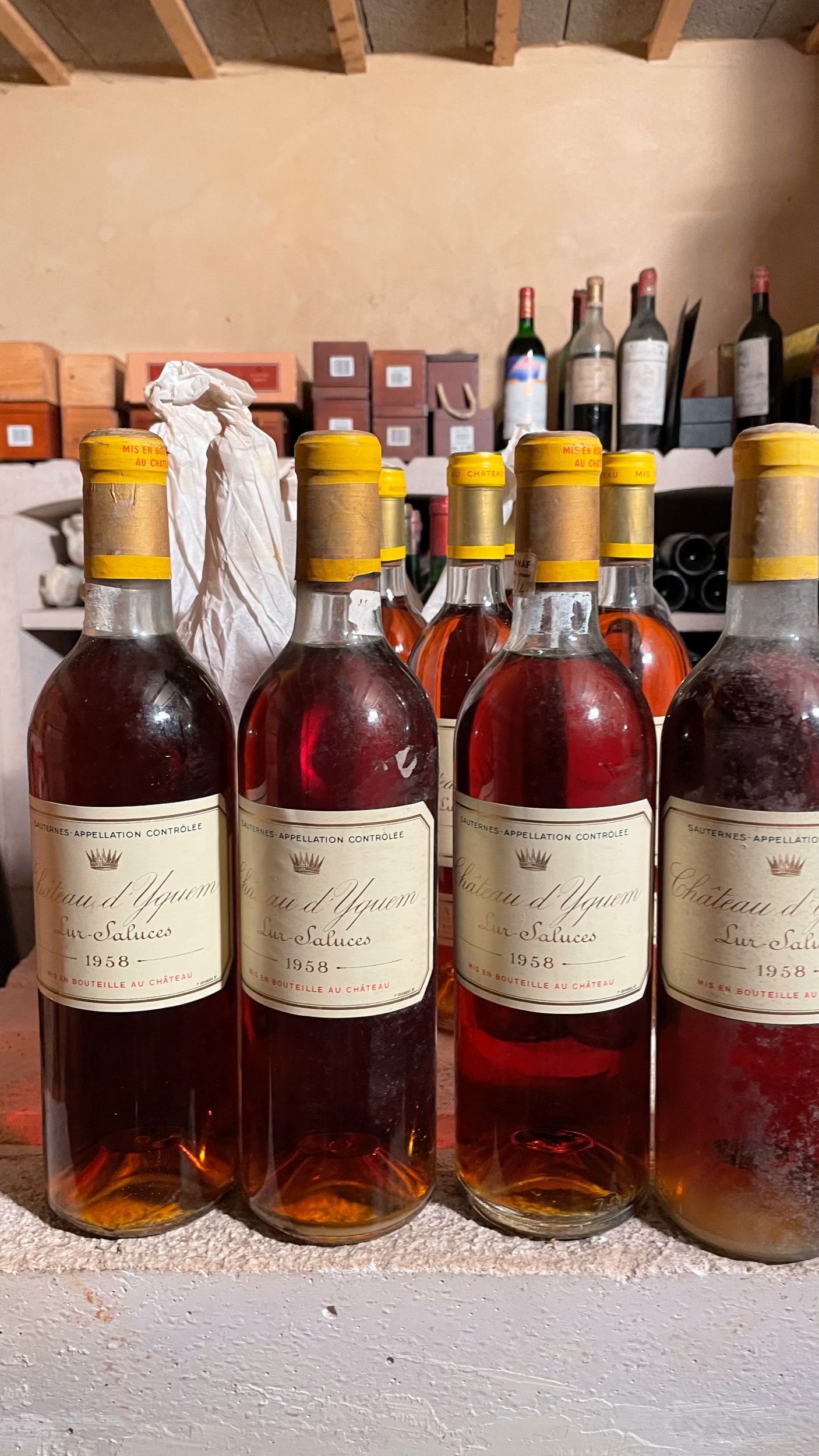 4 bouteilles :  | H&ocirc;tel Des Ventes de Monte-Carlo