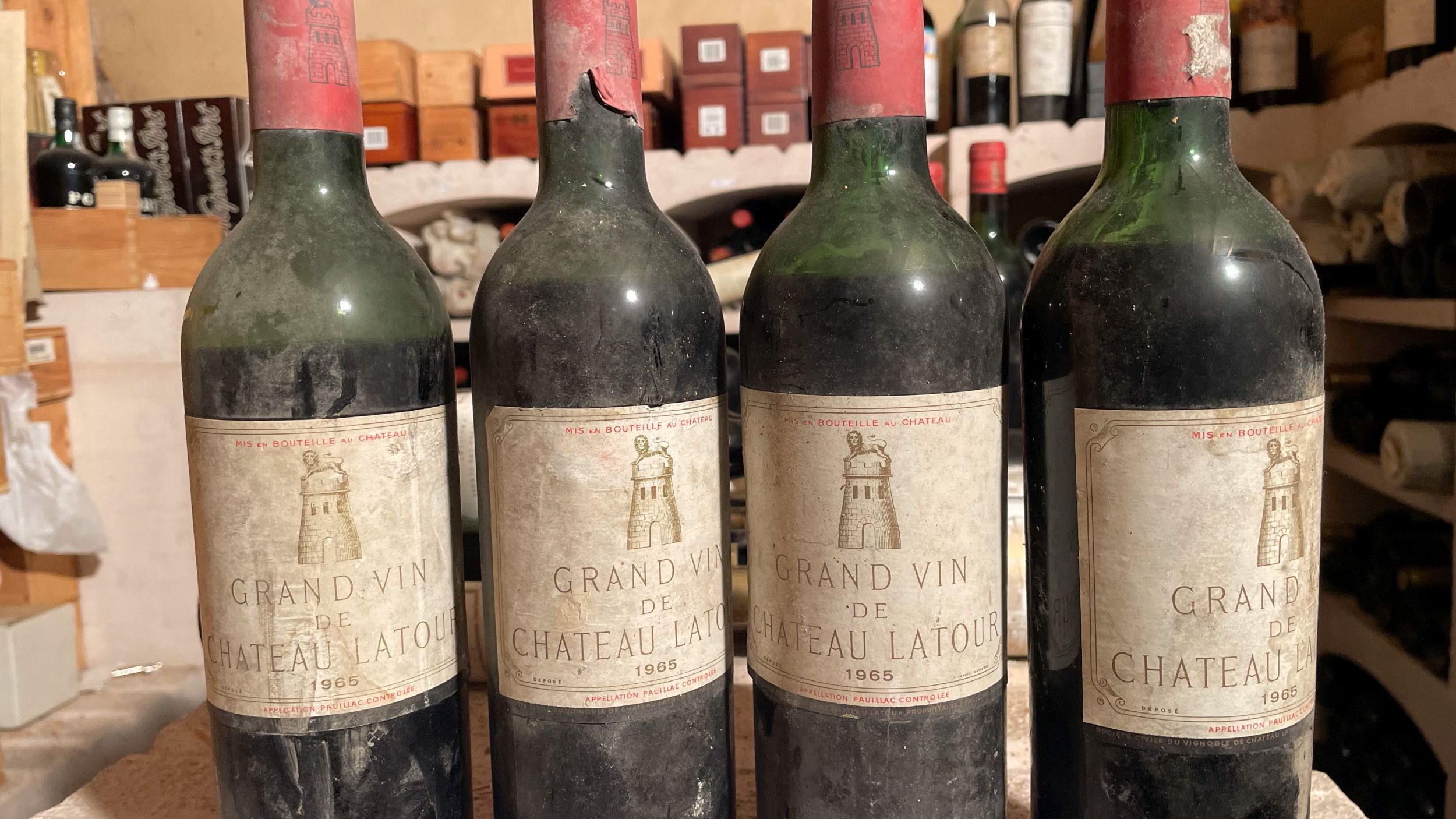4 bouteilles :  | H&ocirc;tel Des Ventes de Monte-Carlo