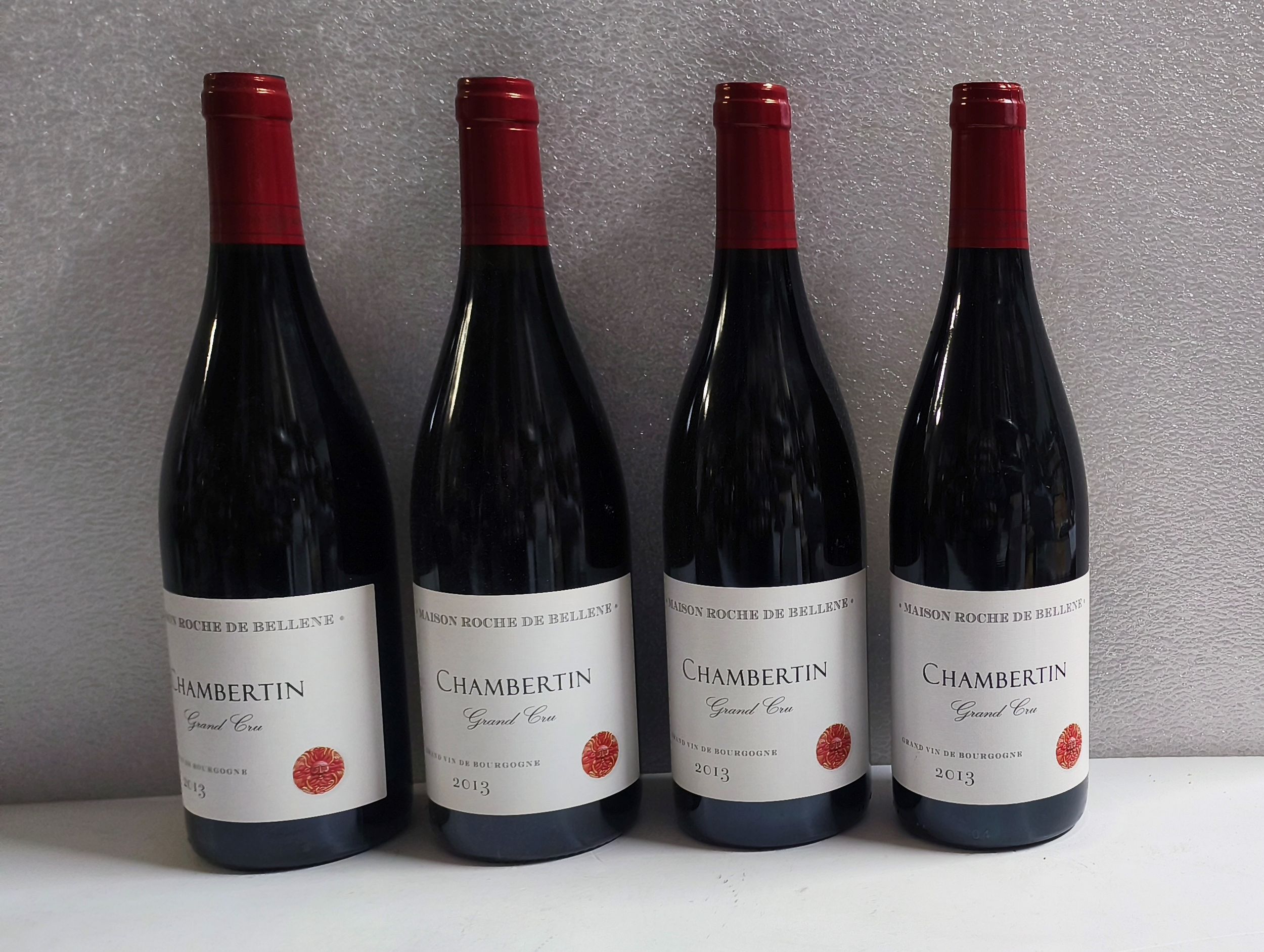 4 bouteilles BOURGOGNE:  | H&ocirc;tel Des Ventes de Monte-Carlo