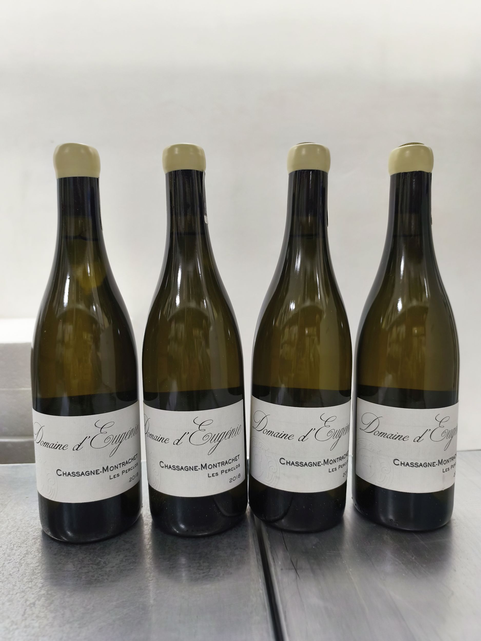 4 bouteilles BOURGOGNE:  | H&ocirc;tel Des Ventes de Monte-Carlo
