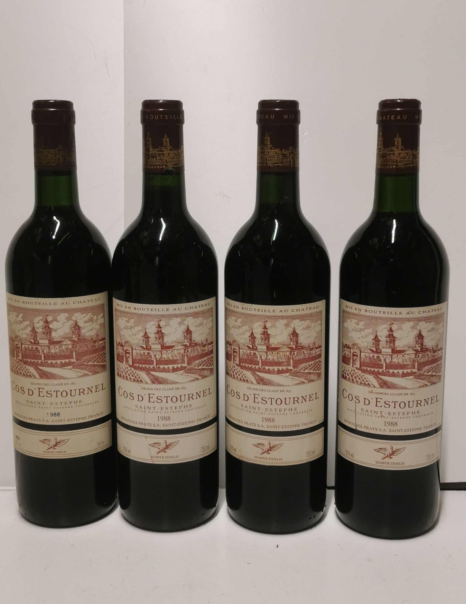 6 bouteilles CHAMPAGNE :  | H&ocirc;tel Des Ventes de Monte-Carlo