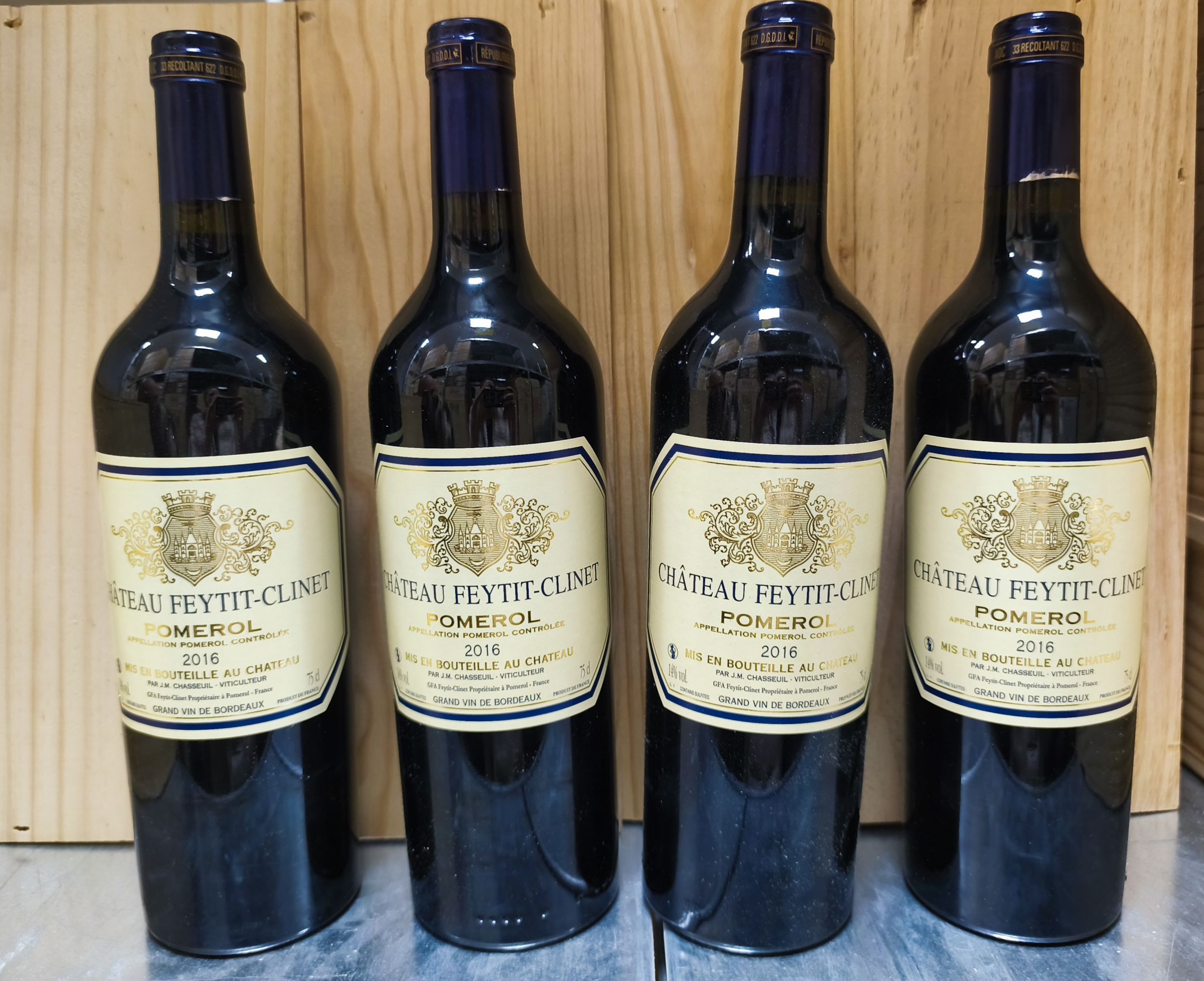 1  bouteille  PETRUS,:  | H&ocirc;tel Des Ventes de Monte-Carlo