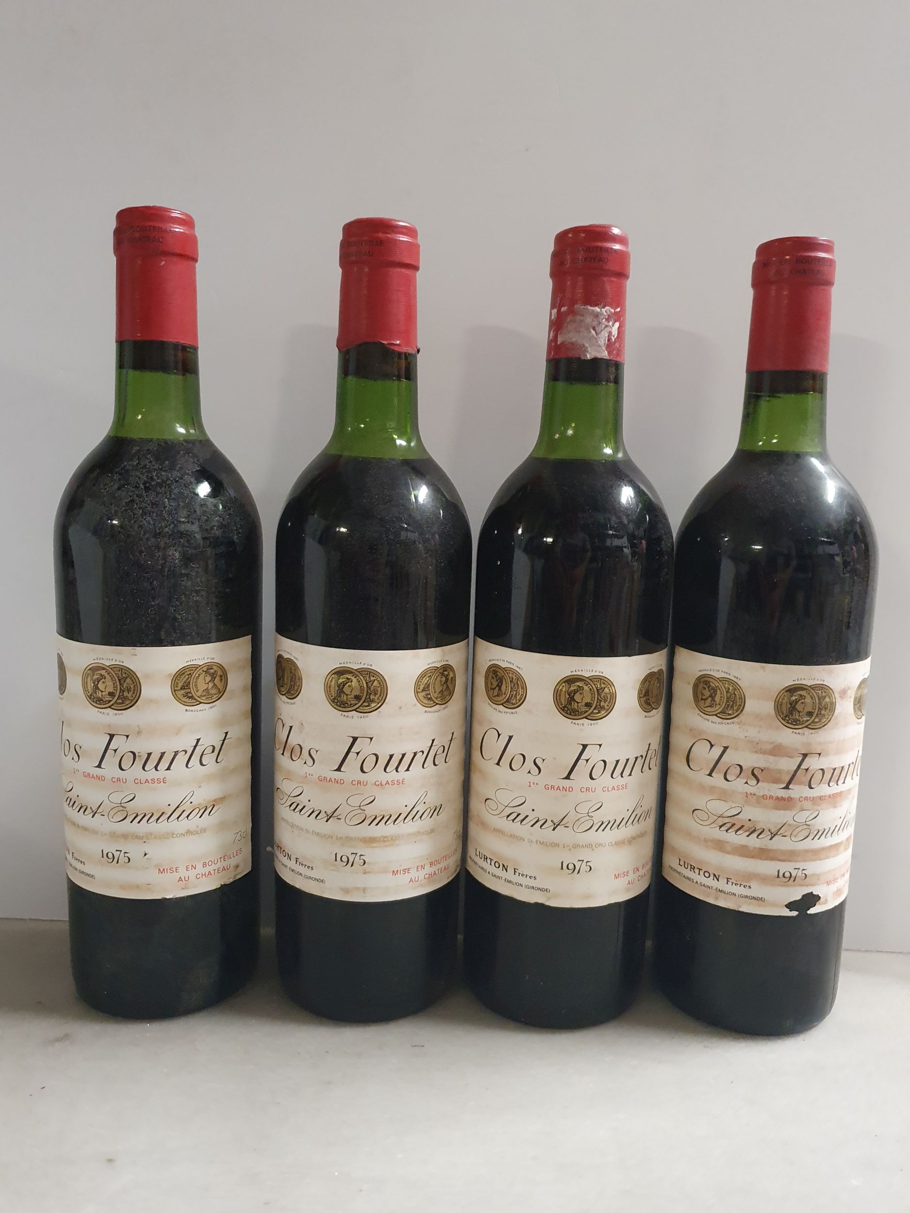 2 bouteilles BLANCS DIVERS :  | H&ocirc;tel Des Ventes de Monte-Carlo