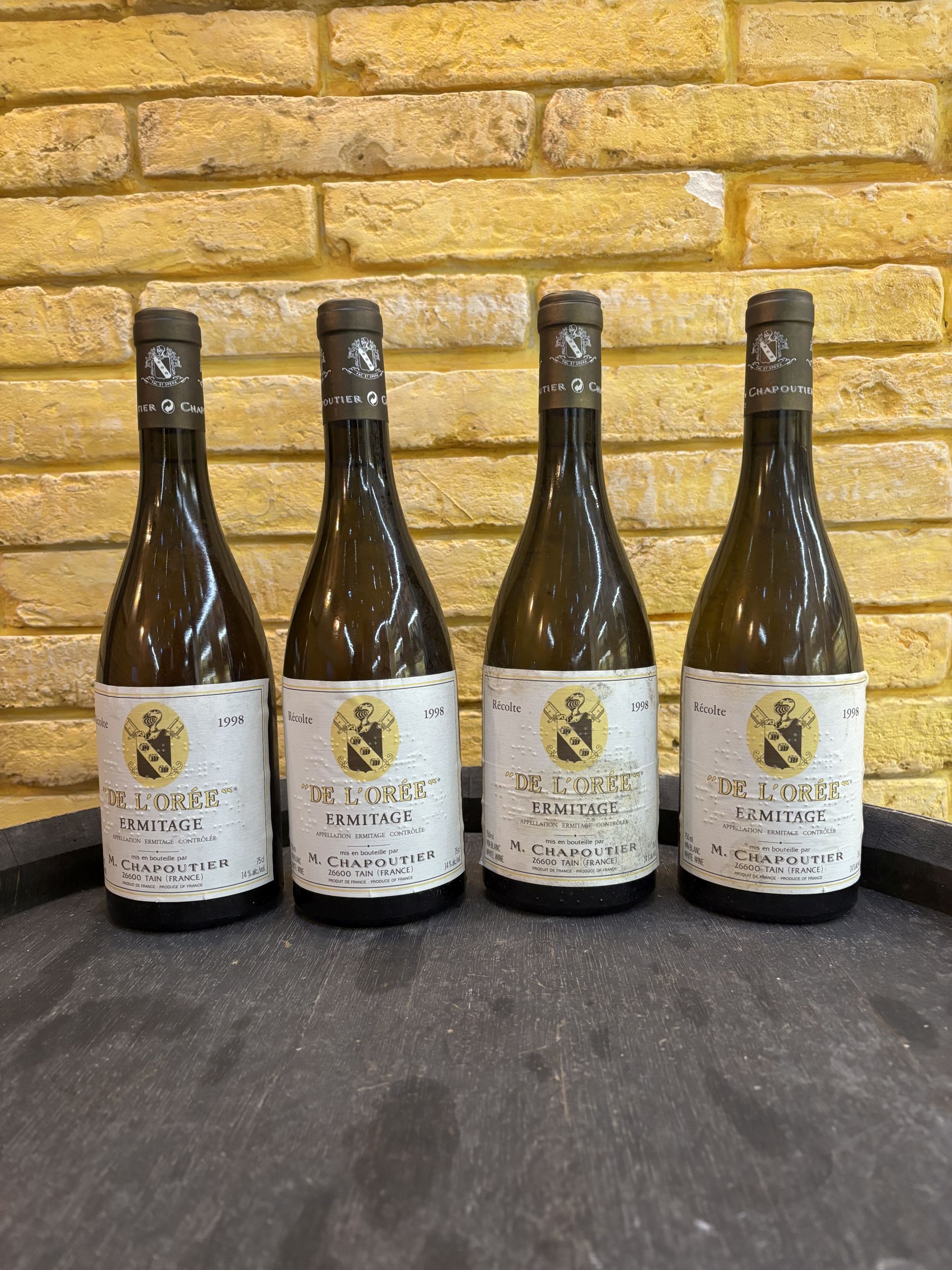 2 bouteilles BLANCS DIVERS :  | H&ocirc;tel Des Ventes de Monte-Carlo