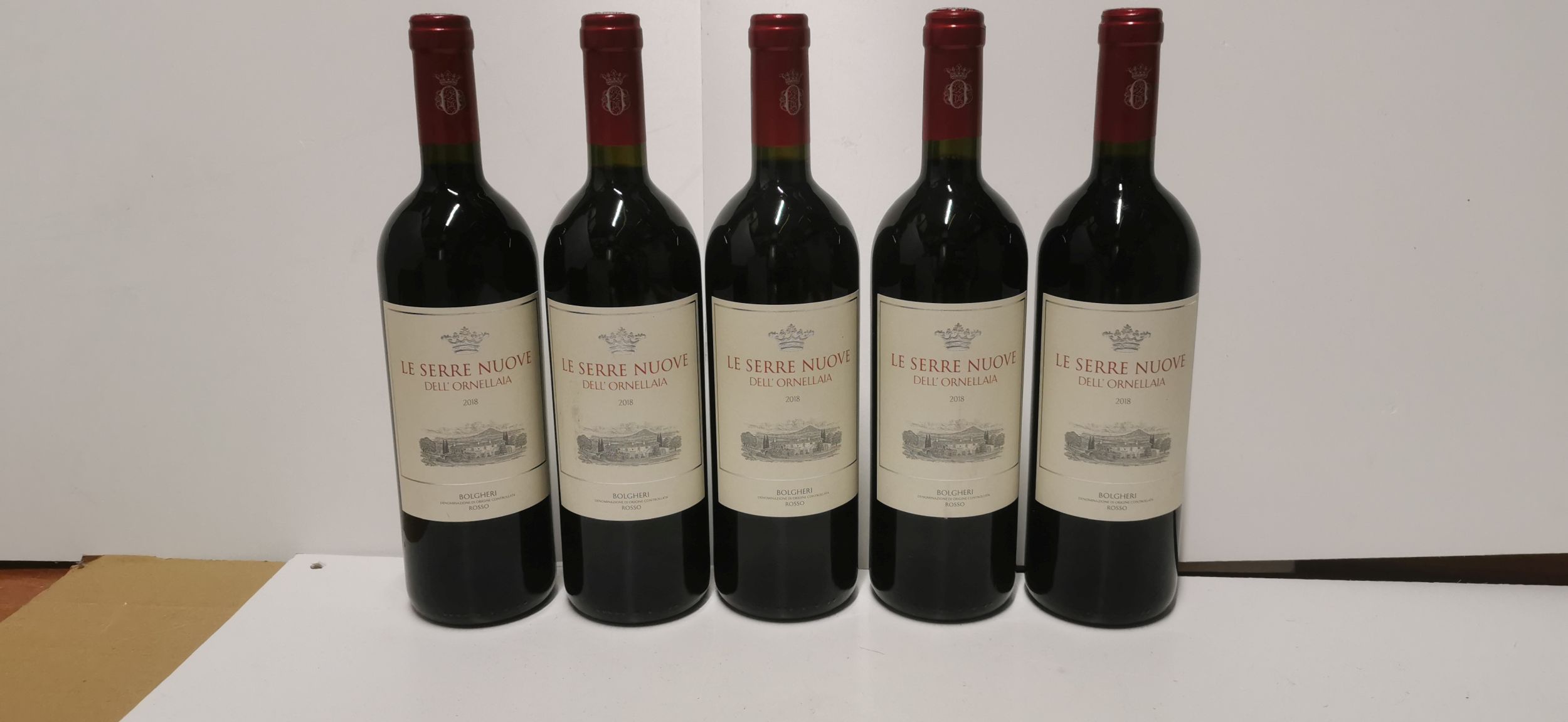 6 bouteilles CHAMPAGNE :  | H&ocirc;tel Des Ventes de Monte-Carlo