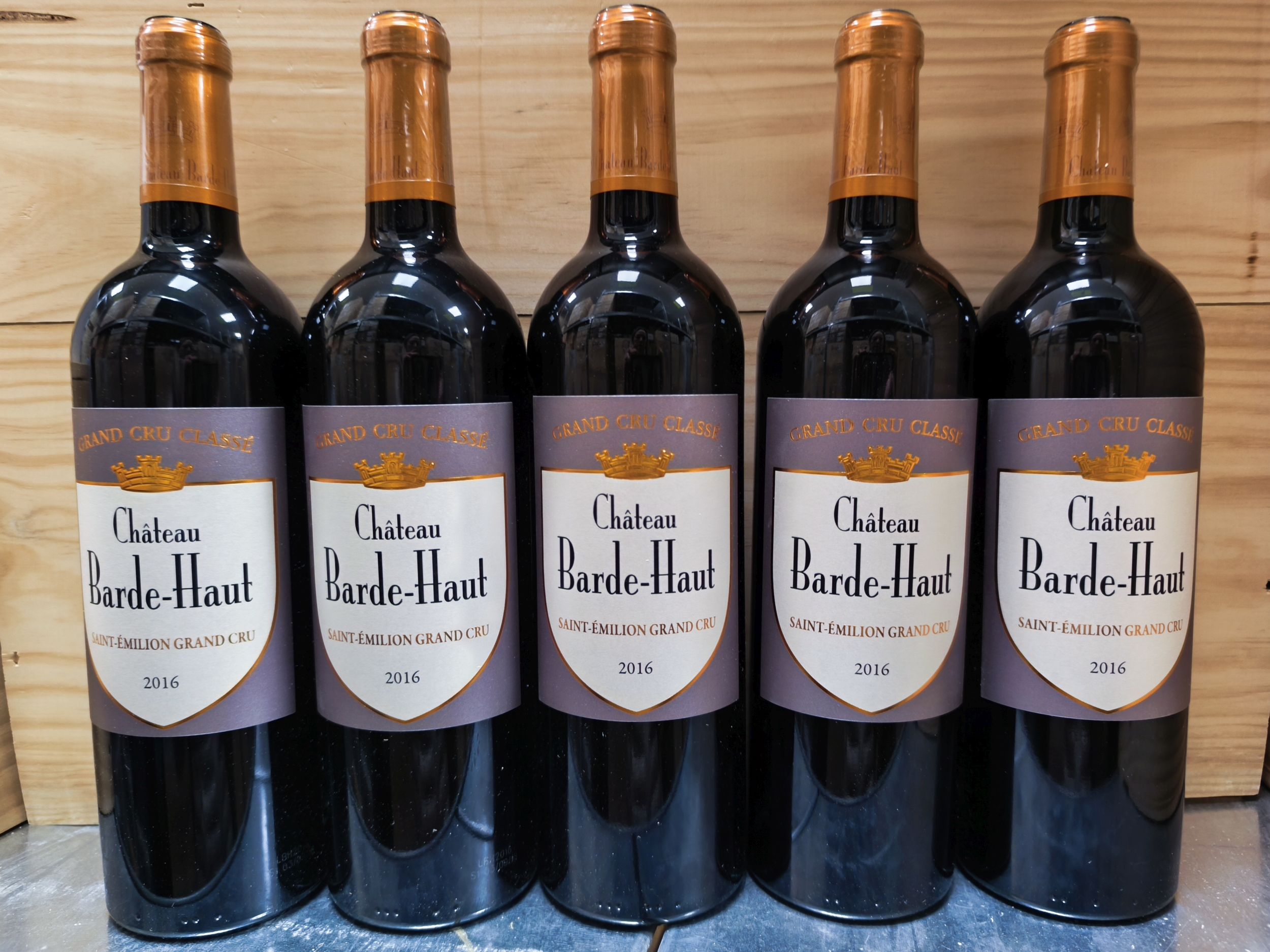 1  bouteille  PETRUS,:  | H&ocirc;tel Des Ventes de Monte-Carlo