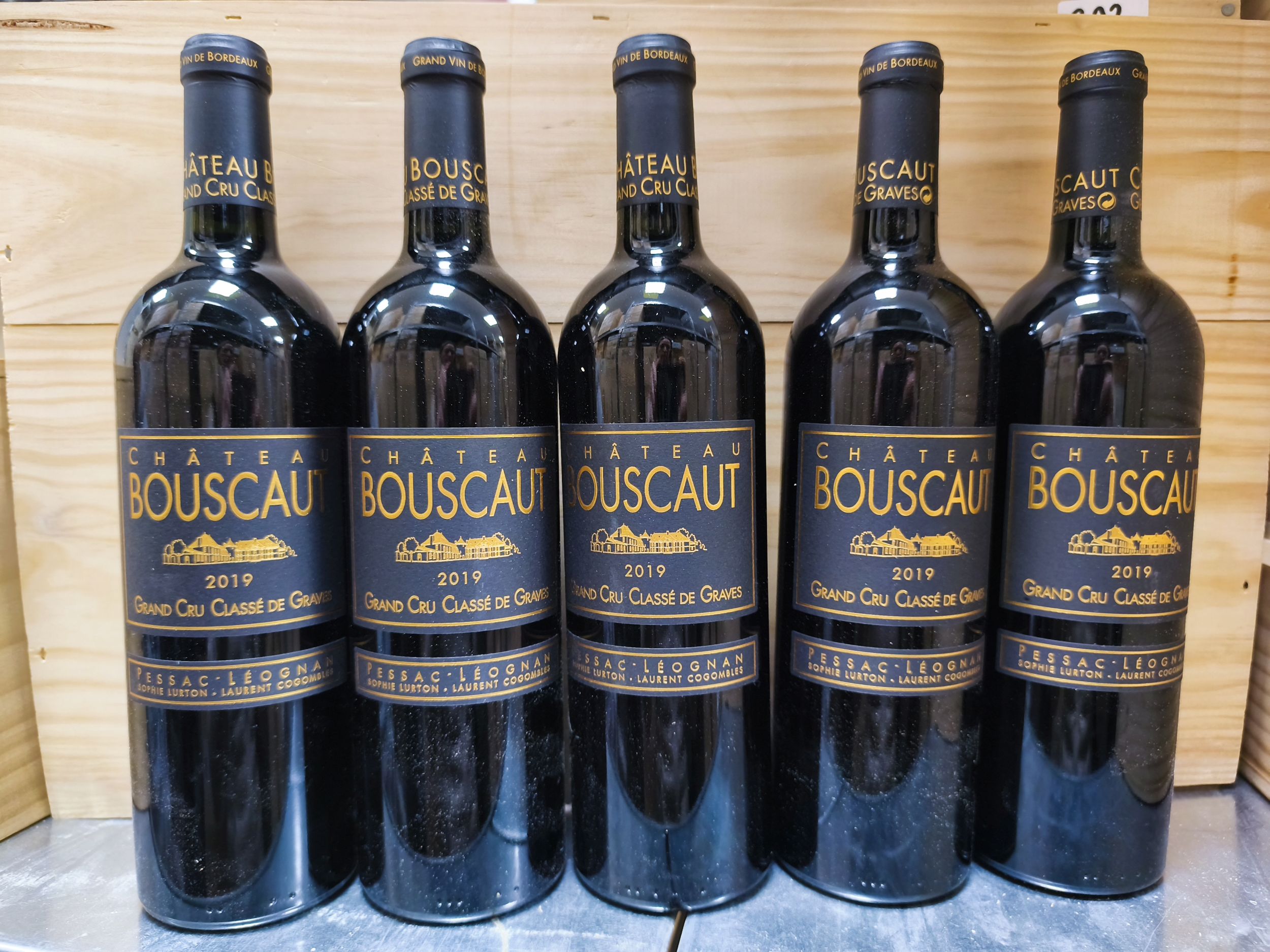 1  bouteille  PETRUS,:  | H&ocirc;tel Des Ventes de Monte-Carlo