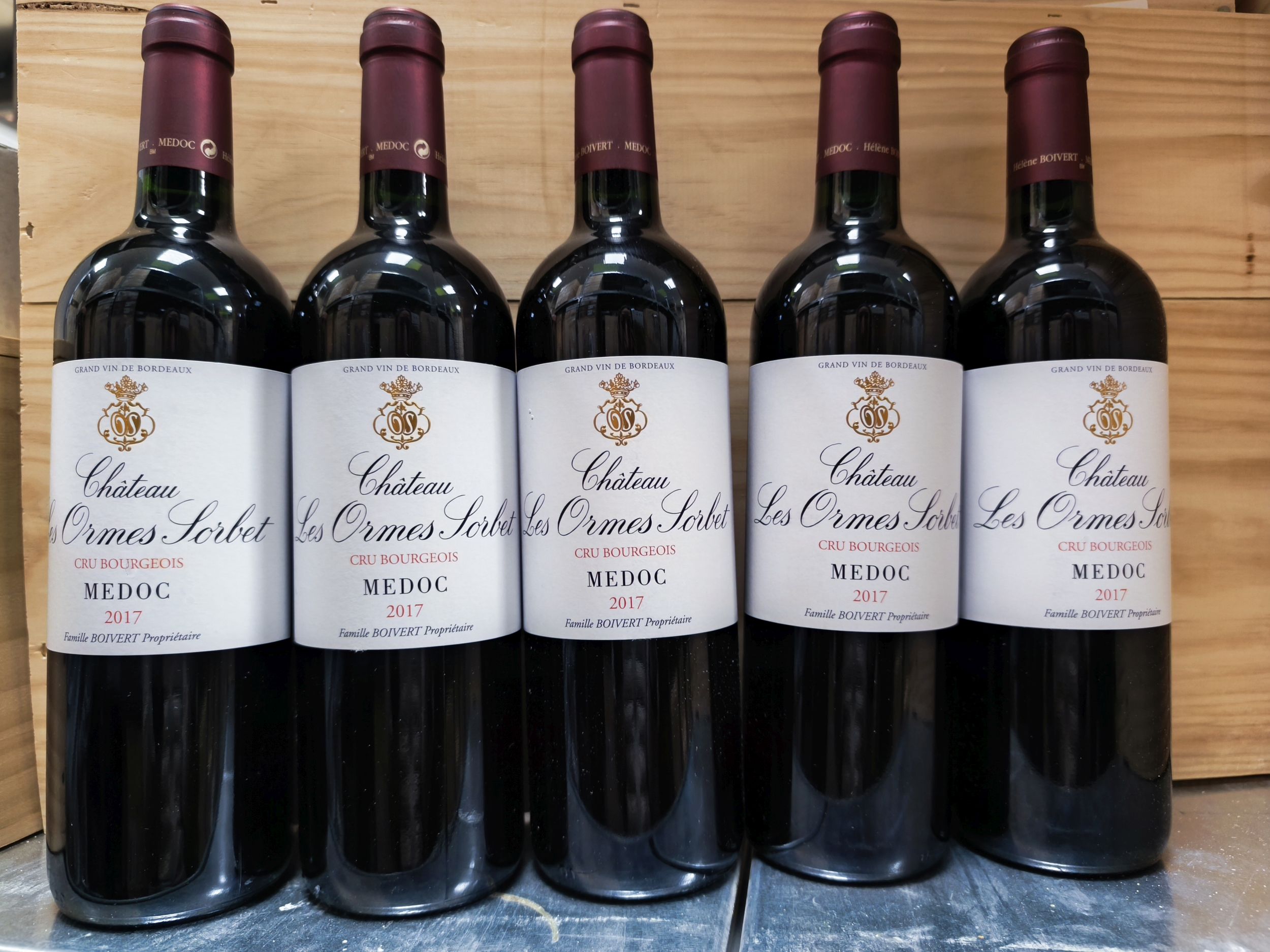 1  bouteille  PETRUS,:  | H&ocirc;tel Des Ventes de Monte-Carlo