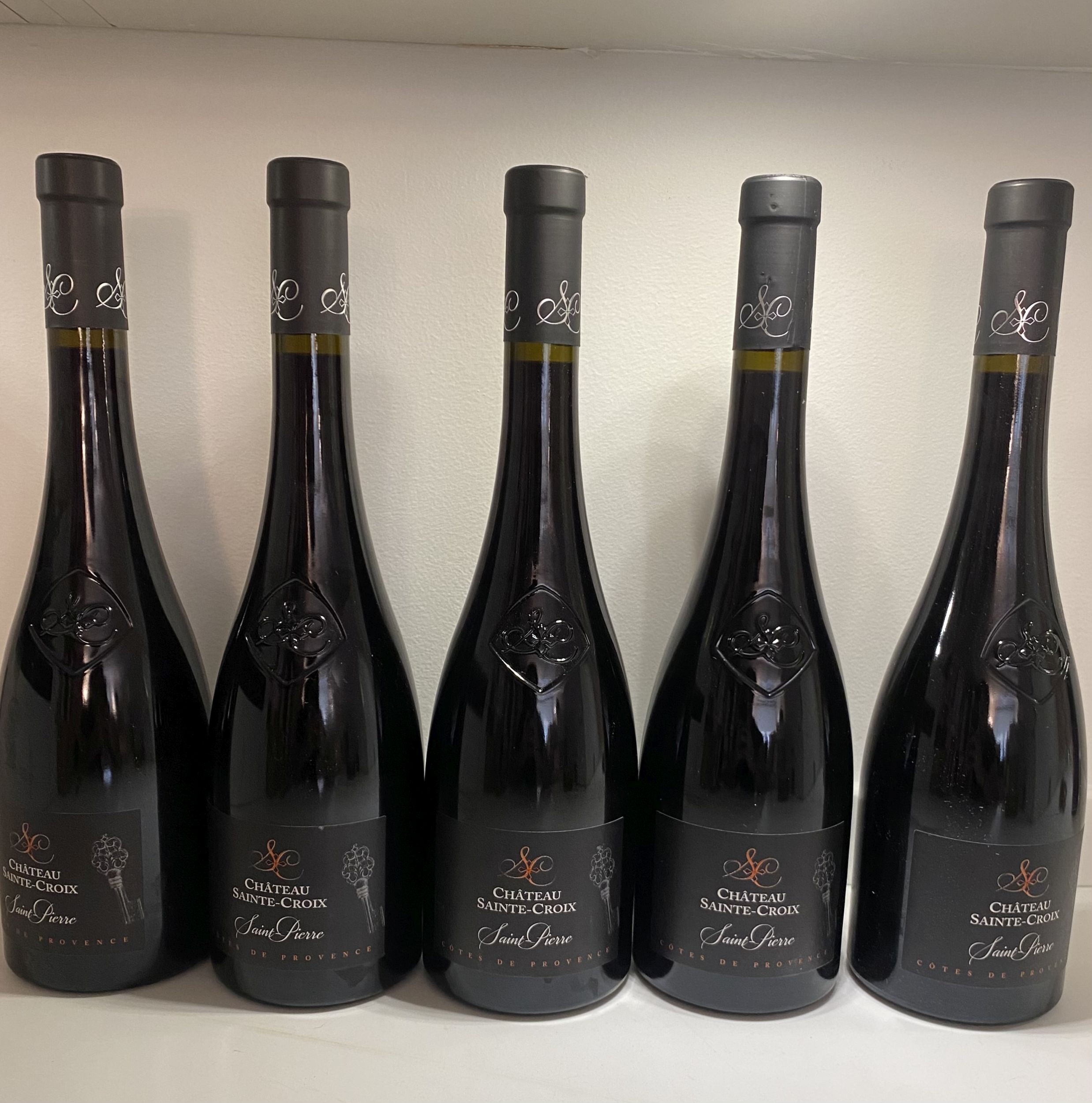 2 bouteilles BLANCS DIVERS :  | H&ocirc;tel Des Ventes de Monte-Carlo