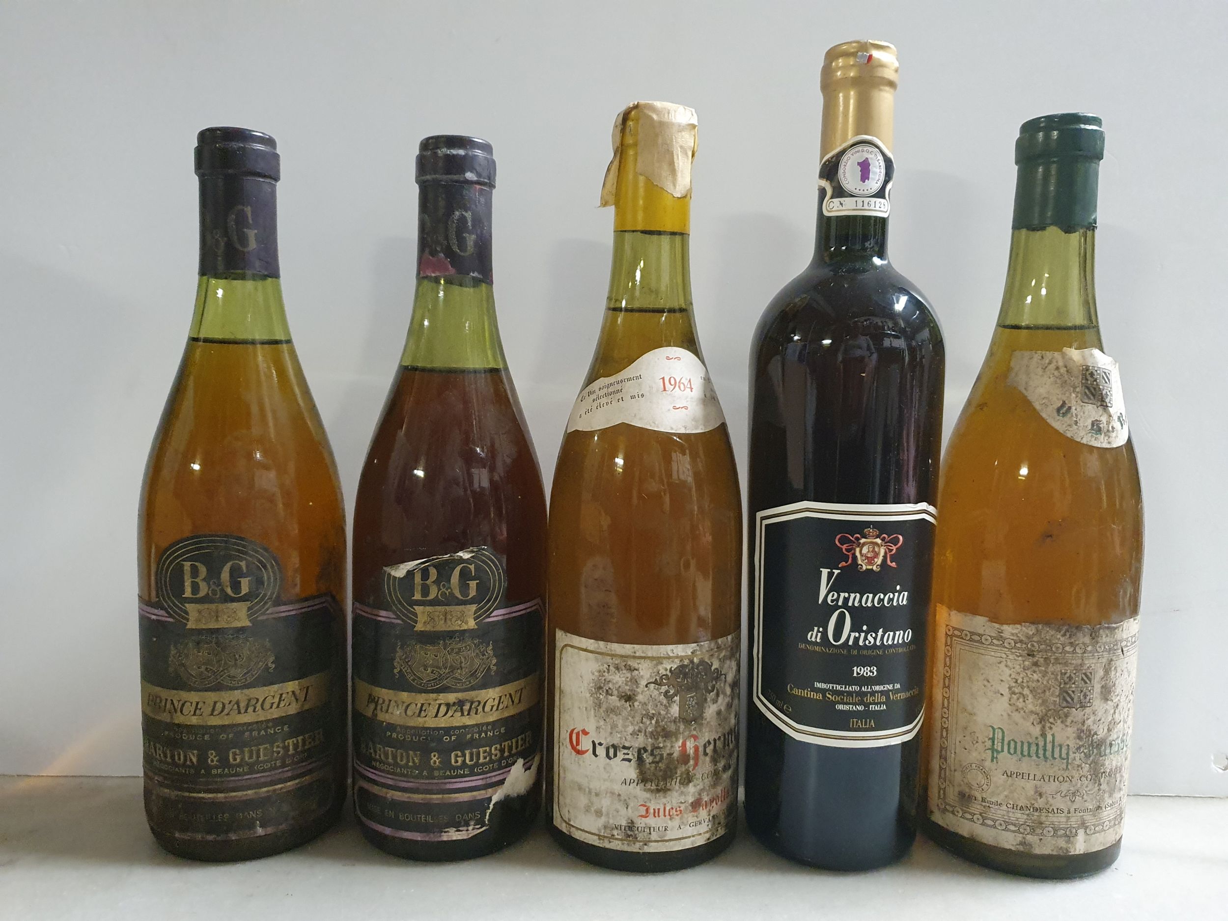 3 bouteilles  BAROLO :  | H&ocirc;tel Des Ventes de Monte-Carlo