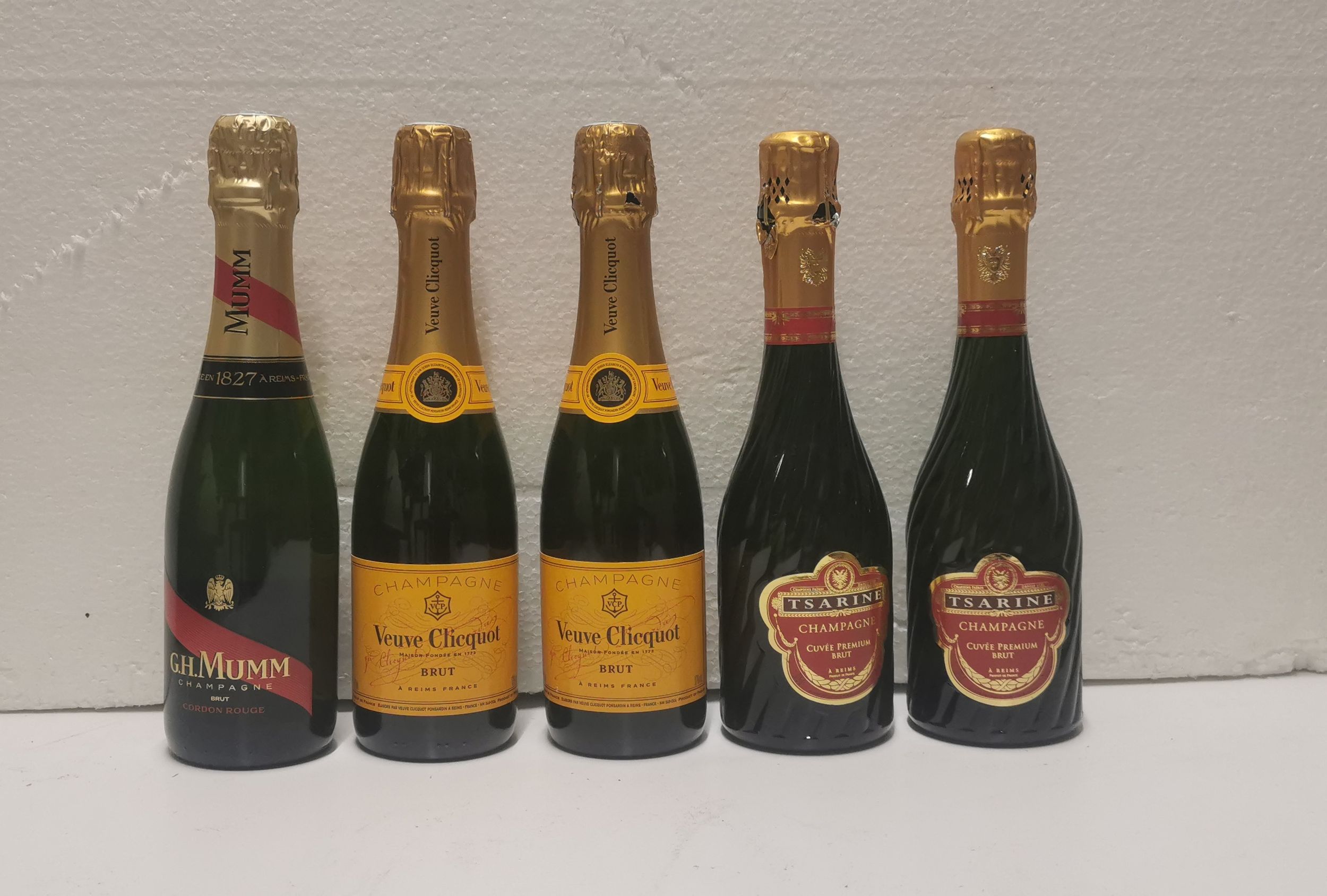 6 bouteilles CHAMPAGNE :  | H&ocirc;tel Des Ventes de Monte-Carlo