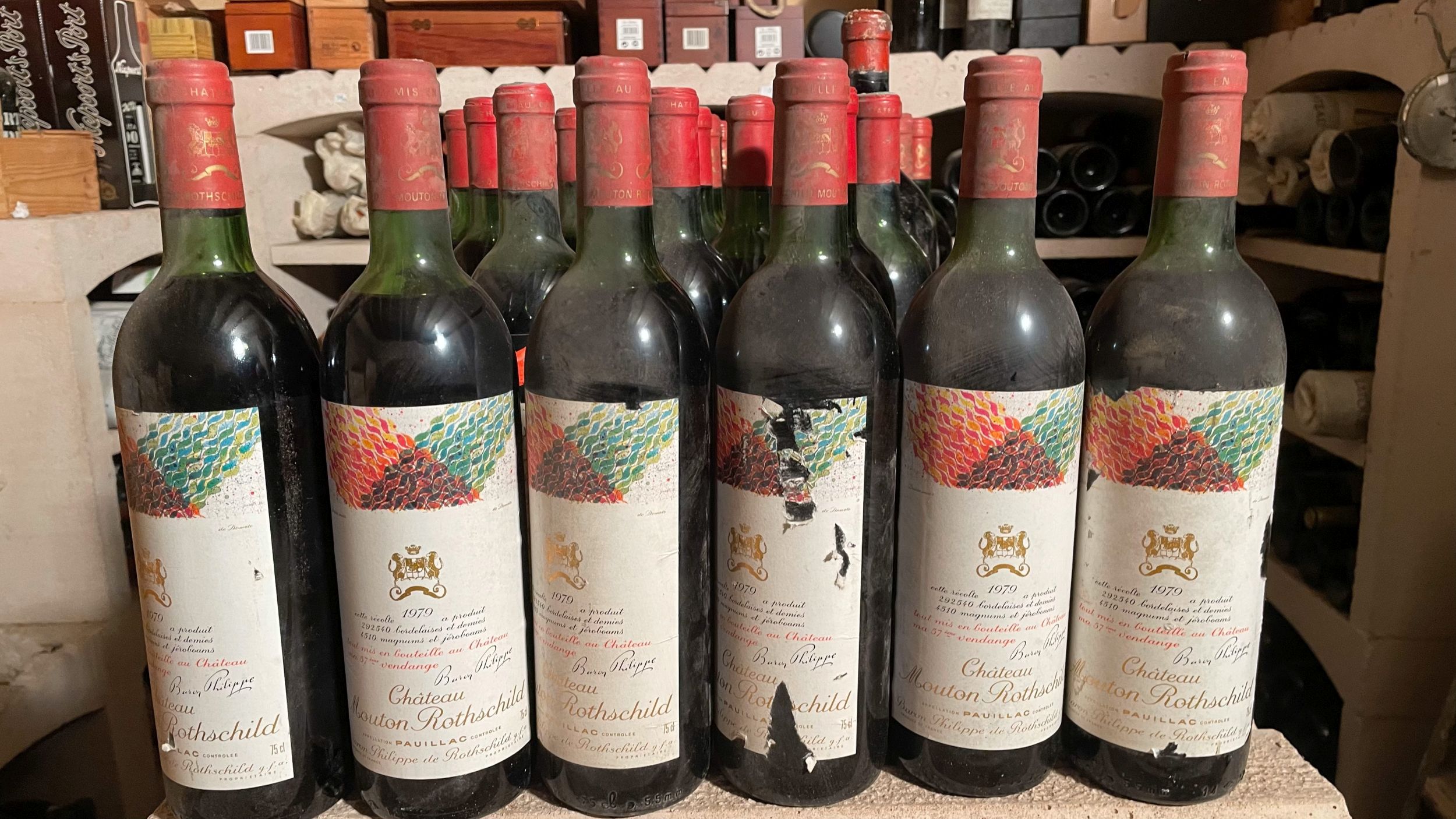4 bouteilles :  | H&ocirc;tel Des Ventes de Monte-Carlo