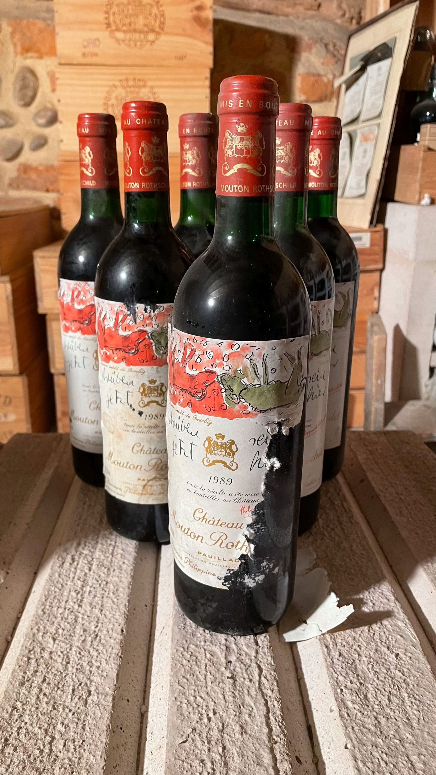 4 bouteilles :  | H&ocirc;tel Des Ventes de Monte-Carlo