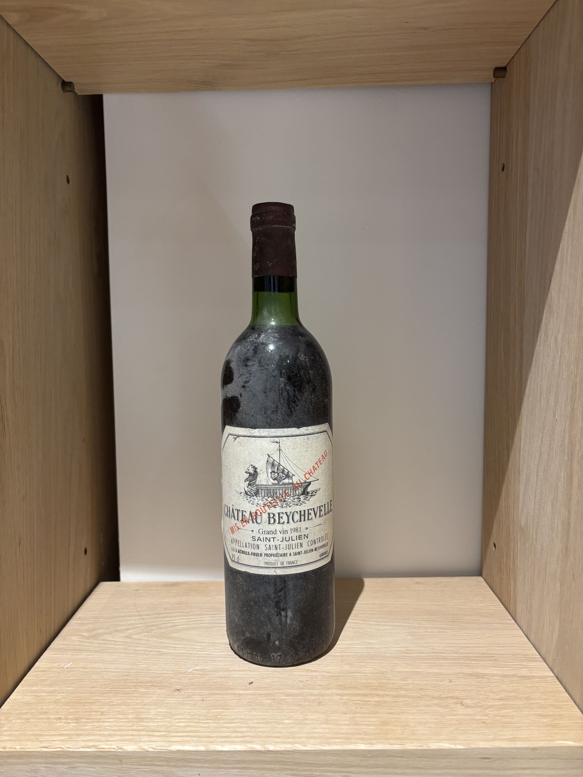 2 bouteilles BLANCS DIVERS :  | H&ocirc;tel Des Ventes de Monte-Carlo