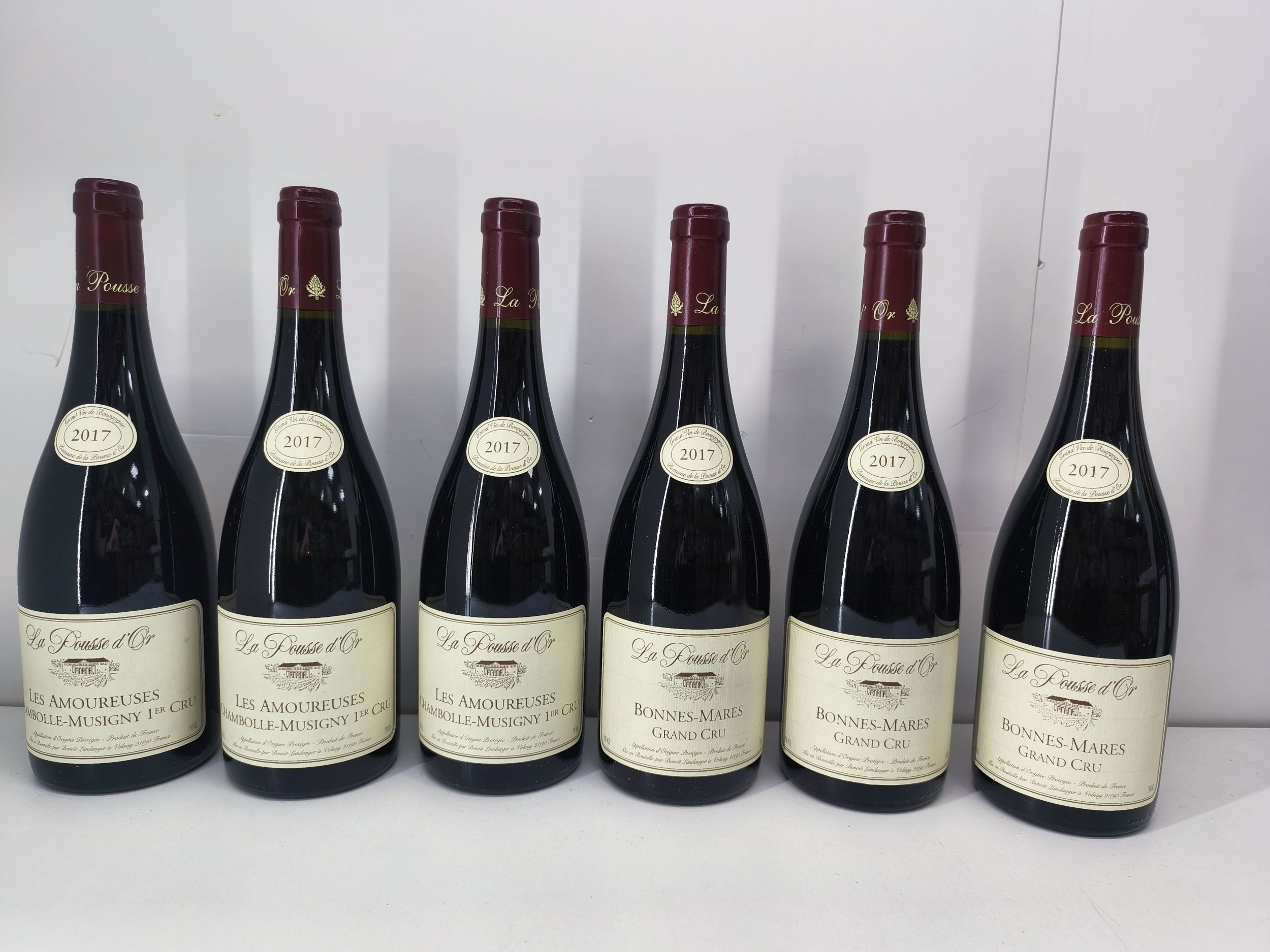 4 bouteilles BOURGOGNE:  | H&ocirc;tel Des Ventes de Monte-Carlo