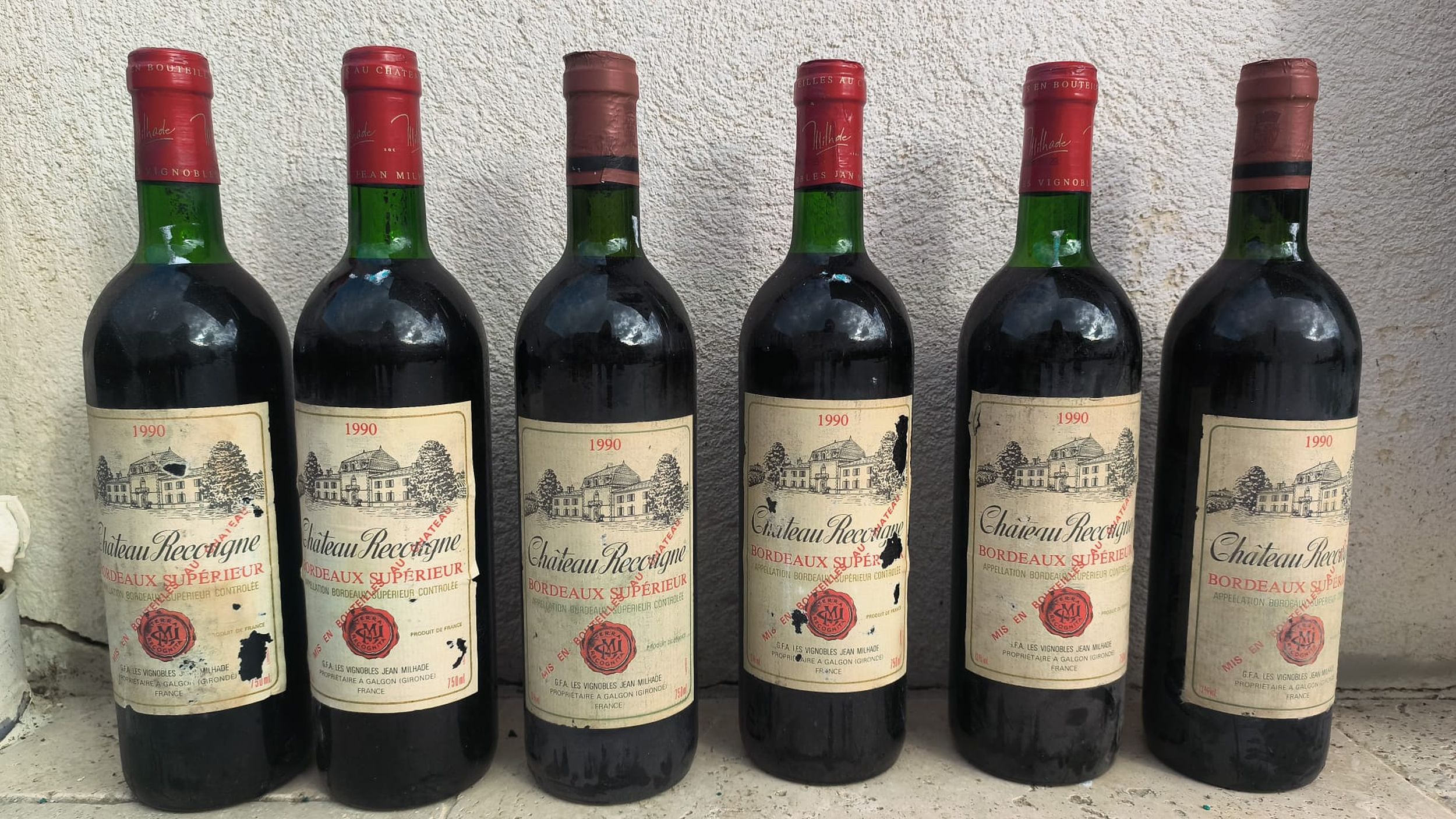 2 bouteilles BLANCS DIVERS :  | H&ocirc;tel Des Ventes de Monte-Carlo