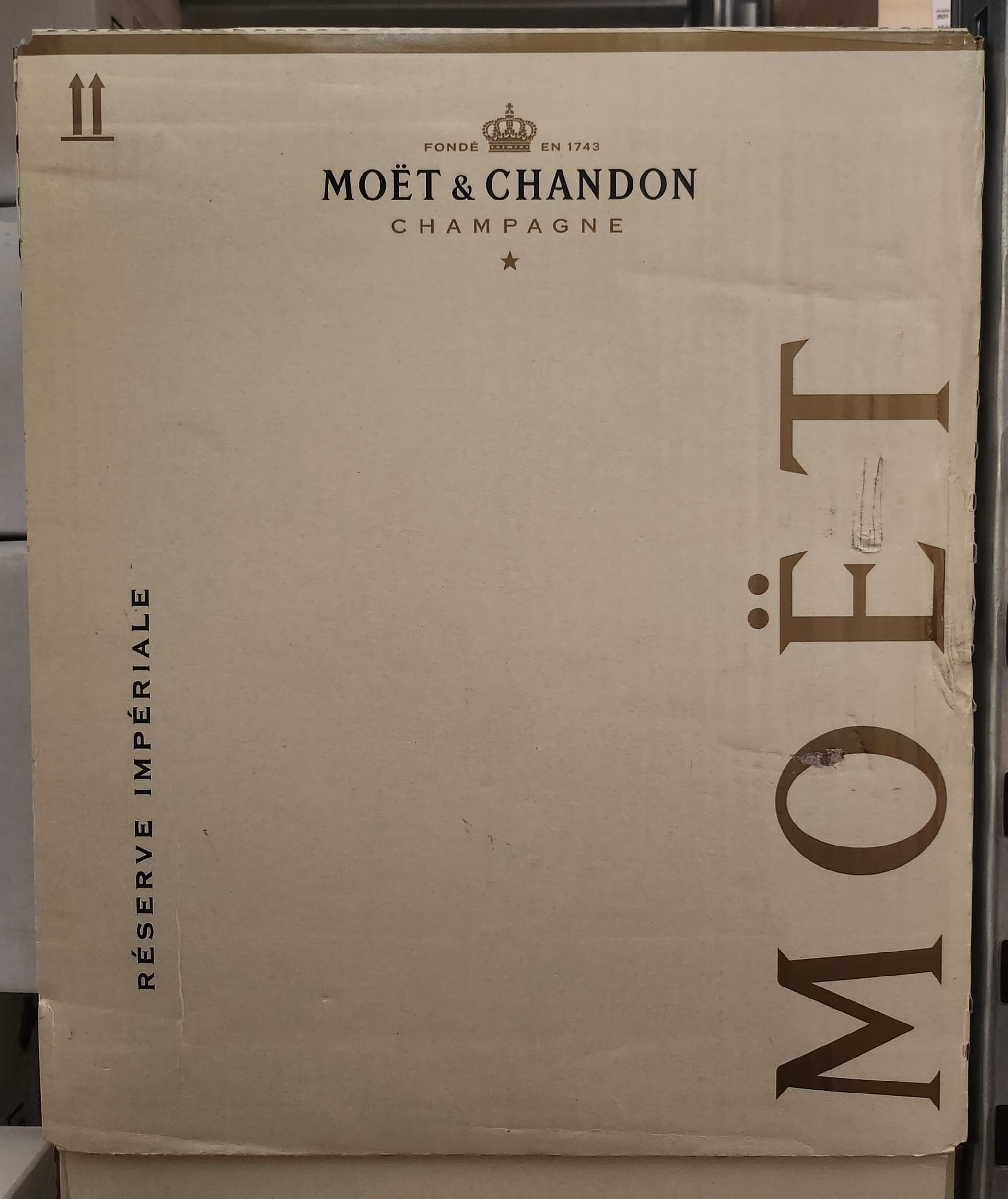 6 bouteilles CHAMPAGNE