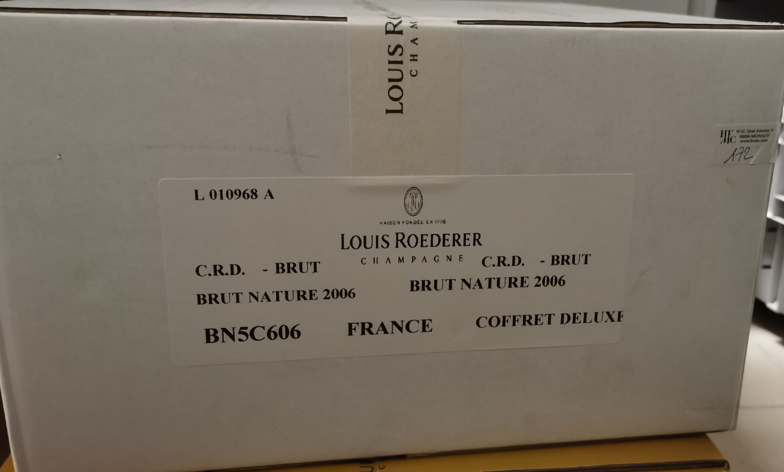 6 bouteilles CHAMPAGNE :  | H&ocirc;tel Des Ventes de Monte-Carlo