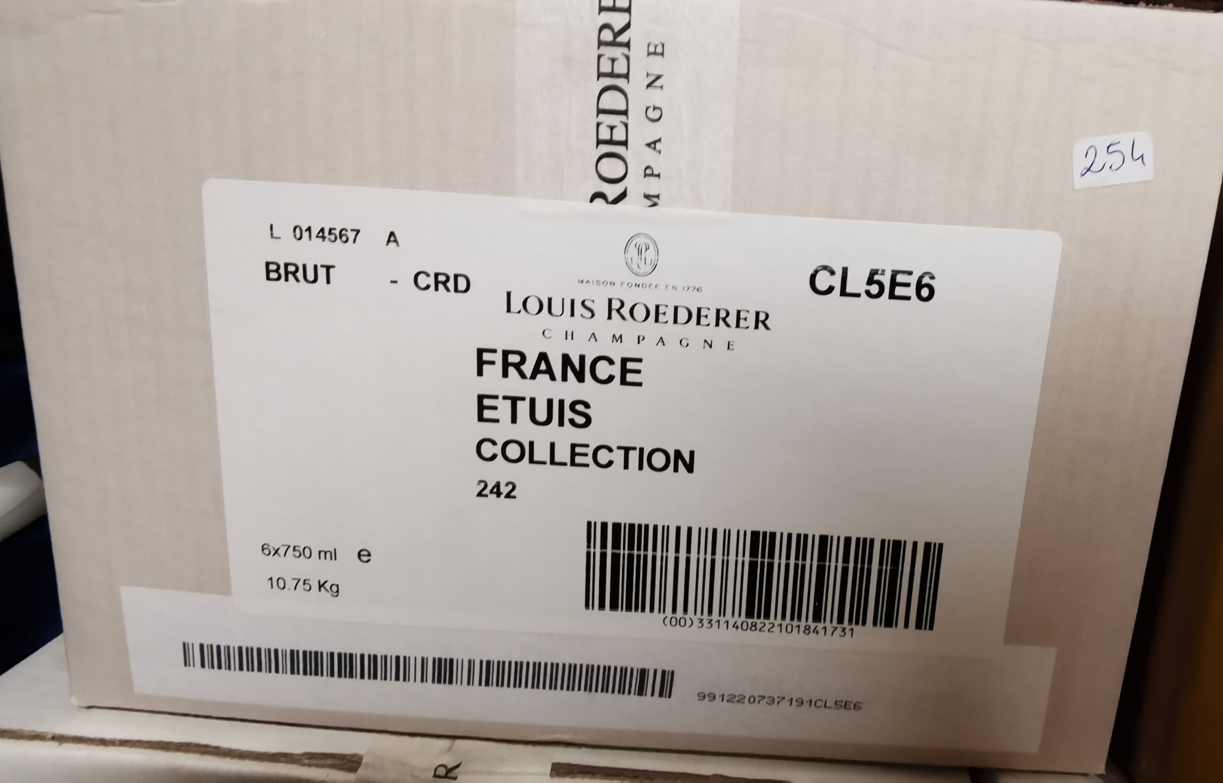 6 bouteilles CHAMPAGNE :  | H&ocirc;tel Des Ventes de Monte-Carlo