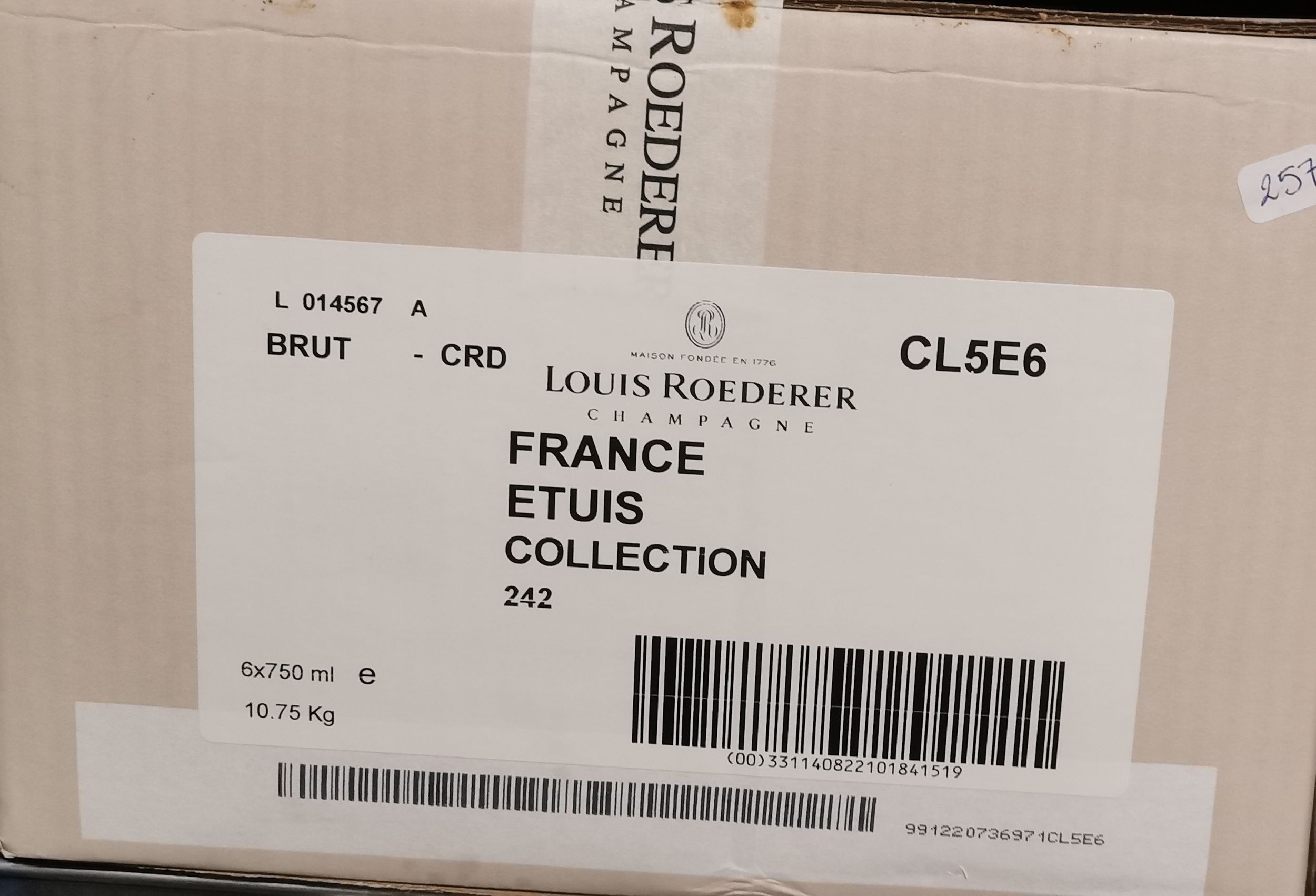 6 bouteilles CHAMPAGNE :  | H&ocirc;tel Des Ventes de Monte-Carlo