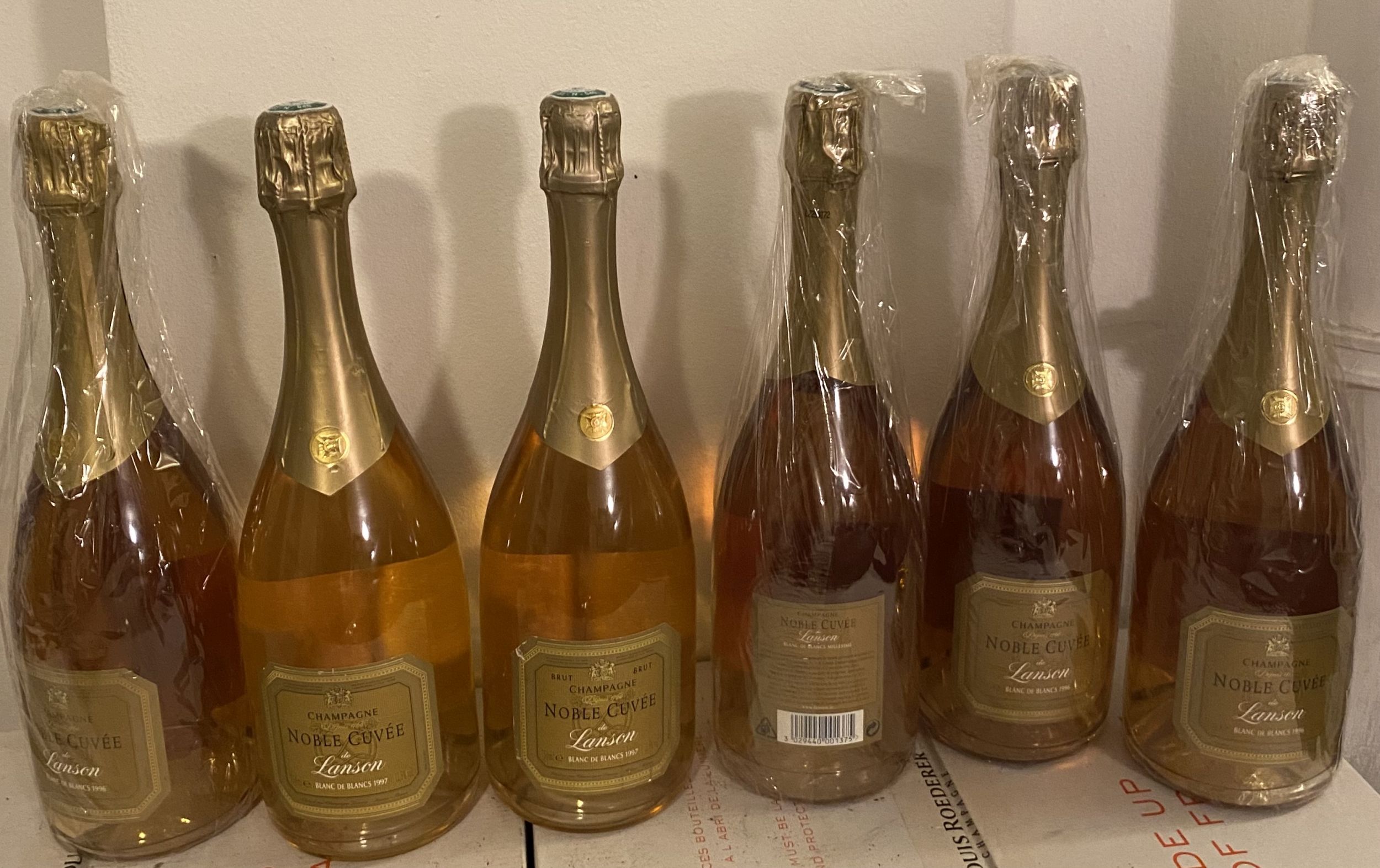 1  bouteille  CHAMPAGNE  