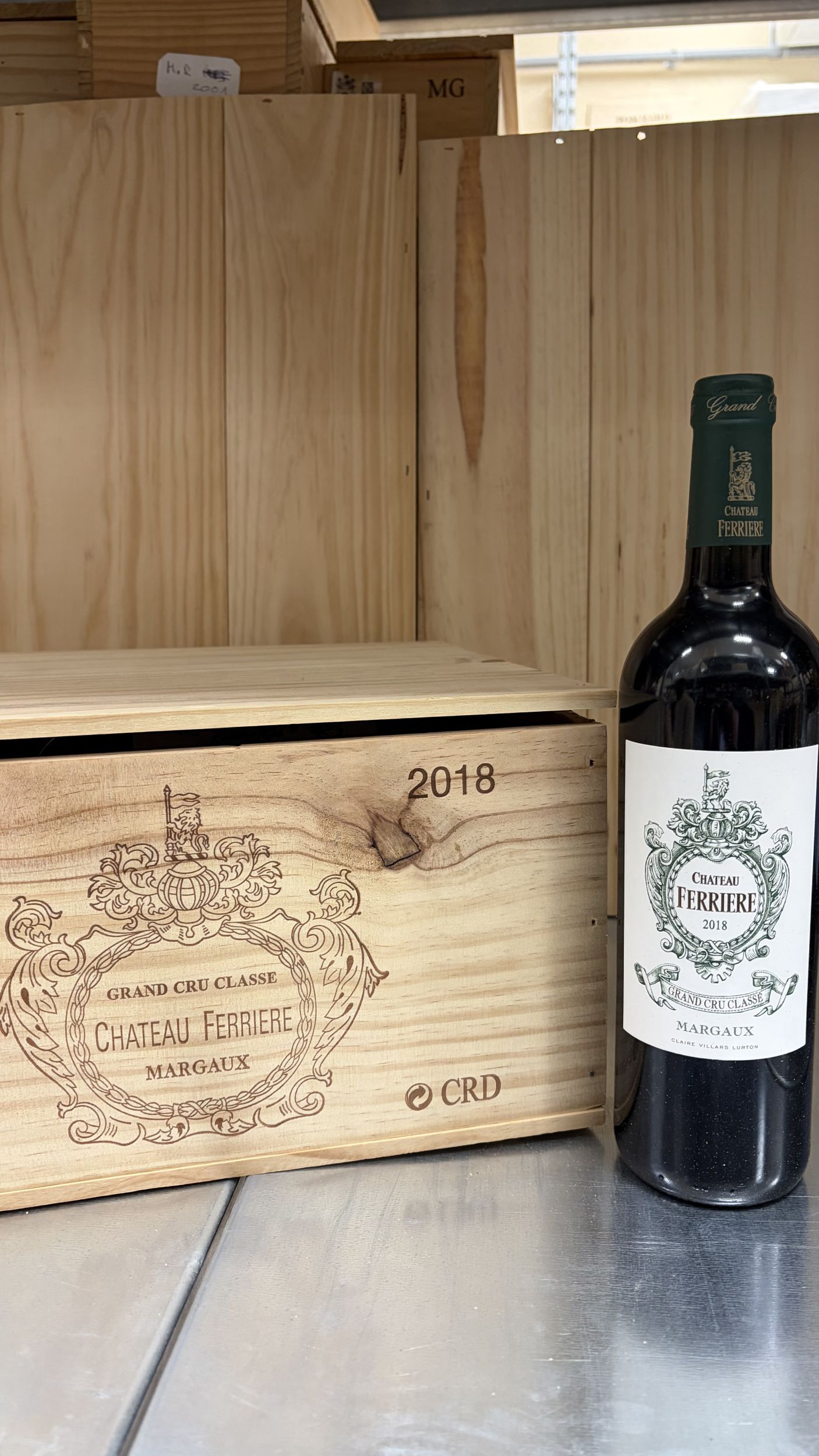 1  bouteille  PETRUS,:  | H&ocirc;tel Des Ventes de Monte-Carlo