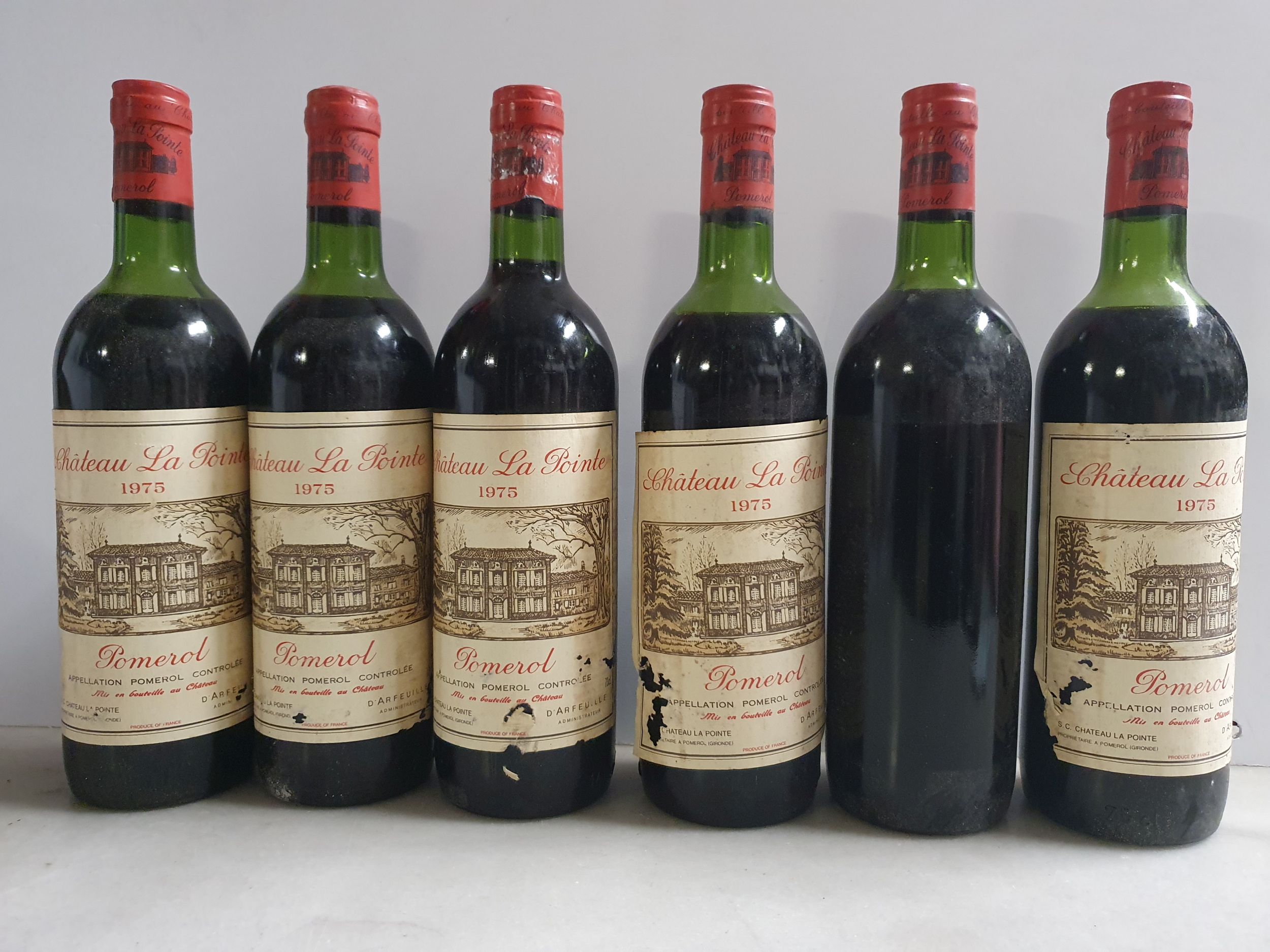 2 bouteilles BLANCS DIVERS :  | H&ocirc;tel Des Ventes de Monte-Carlo