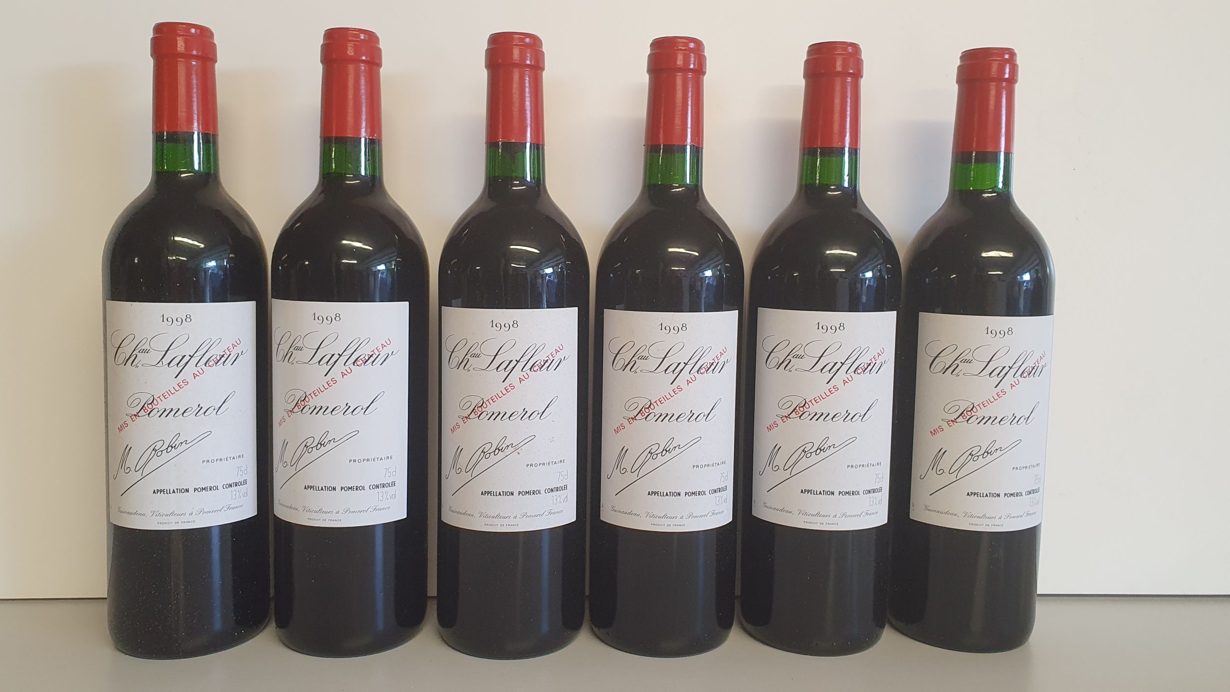 6 bouteilles CHAMPAGNE :  | H&ocirc;tel Des Ventes de Monte-Carlo
