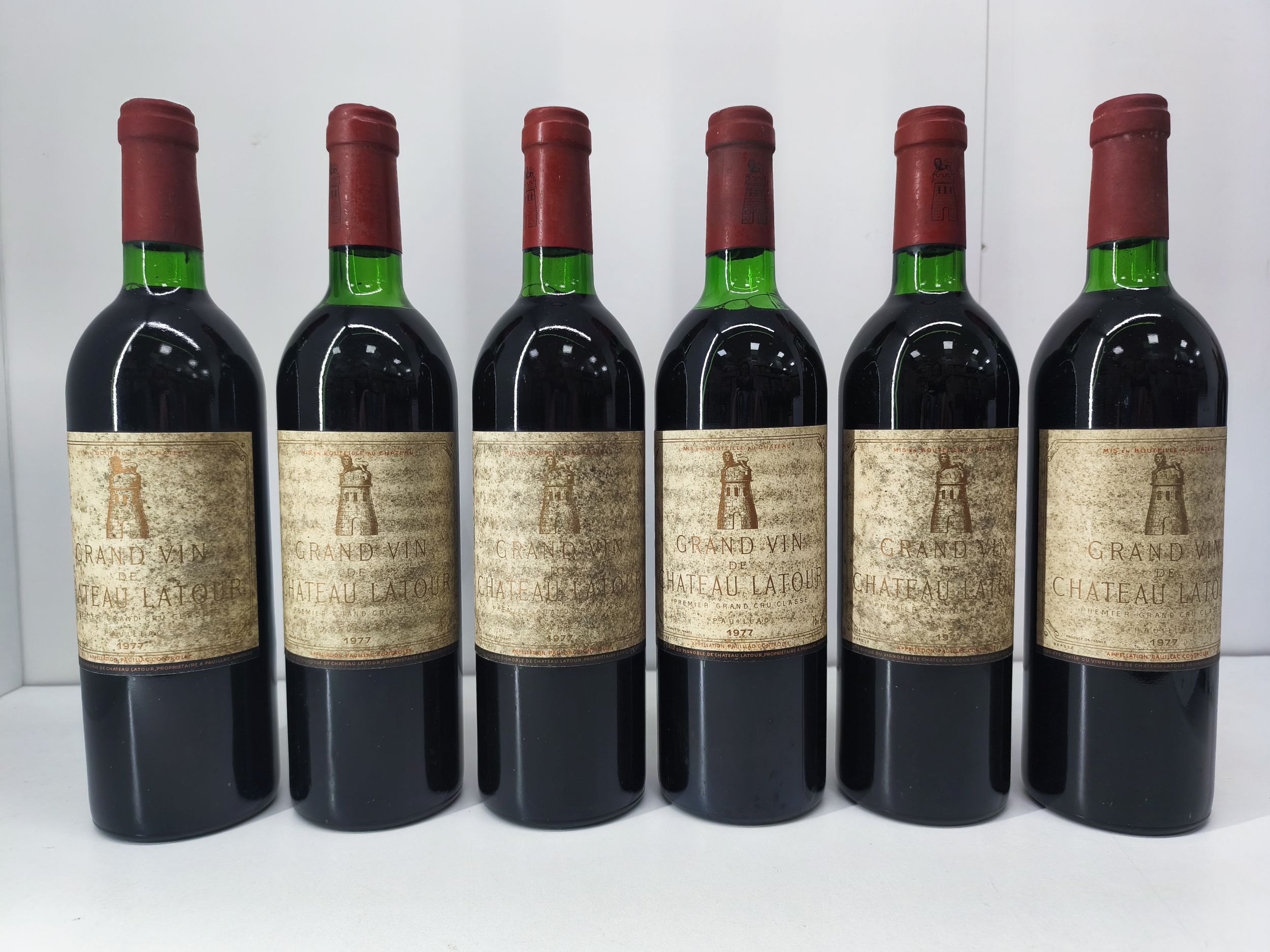 1  magnum  PETRUS,:  | H&ocirc;tel Des Ventes de Monte-Carlo