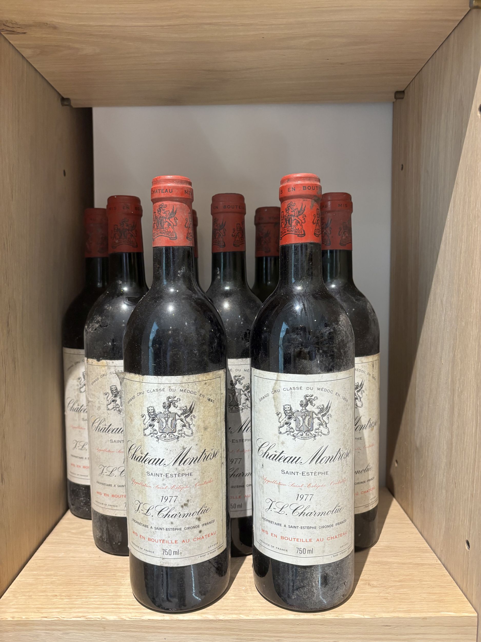1  magnum  PETRUS,:  | H&ocirc;tel Des Ventes de Monte-Carlo